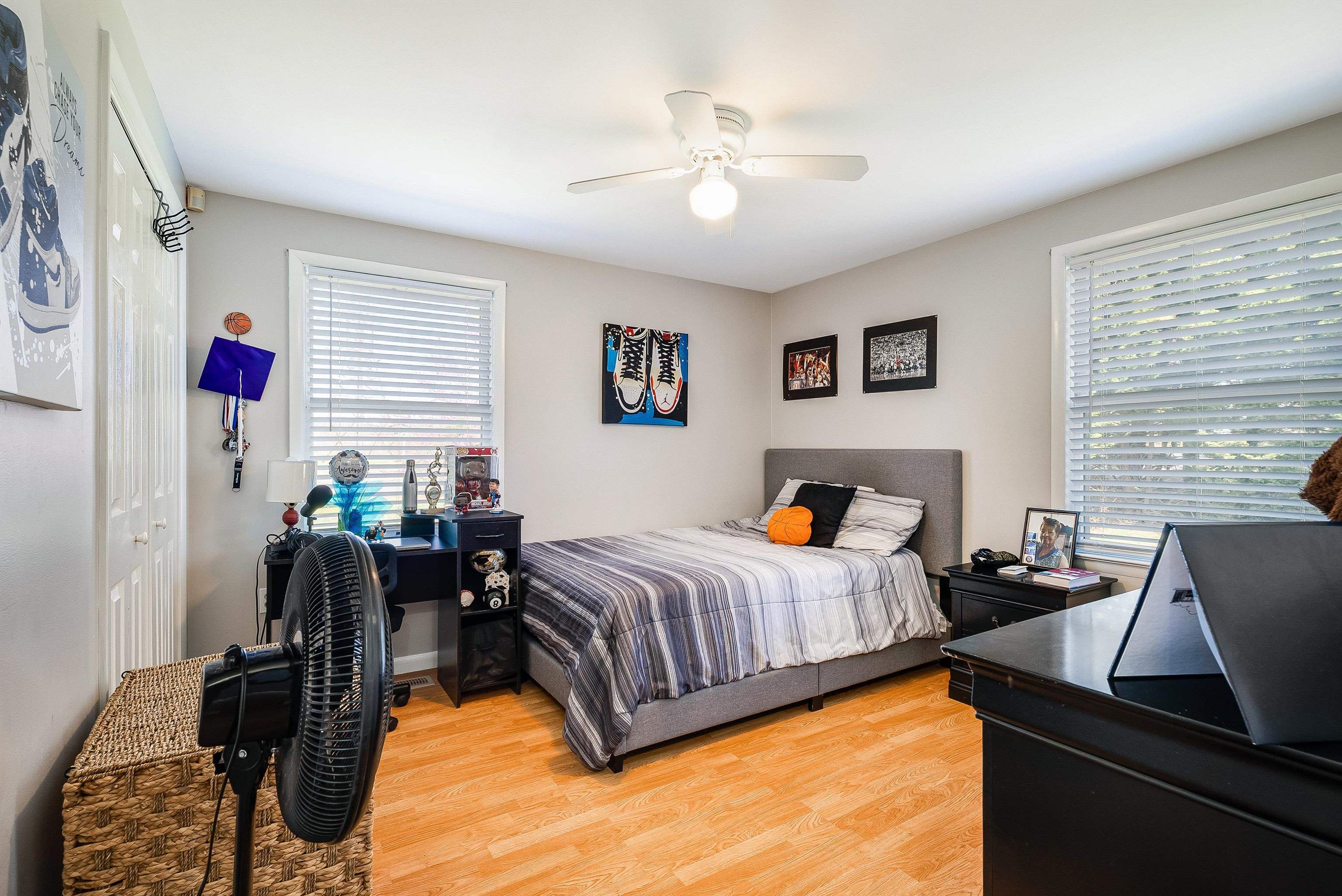 1023 GREENDALE RD