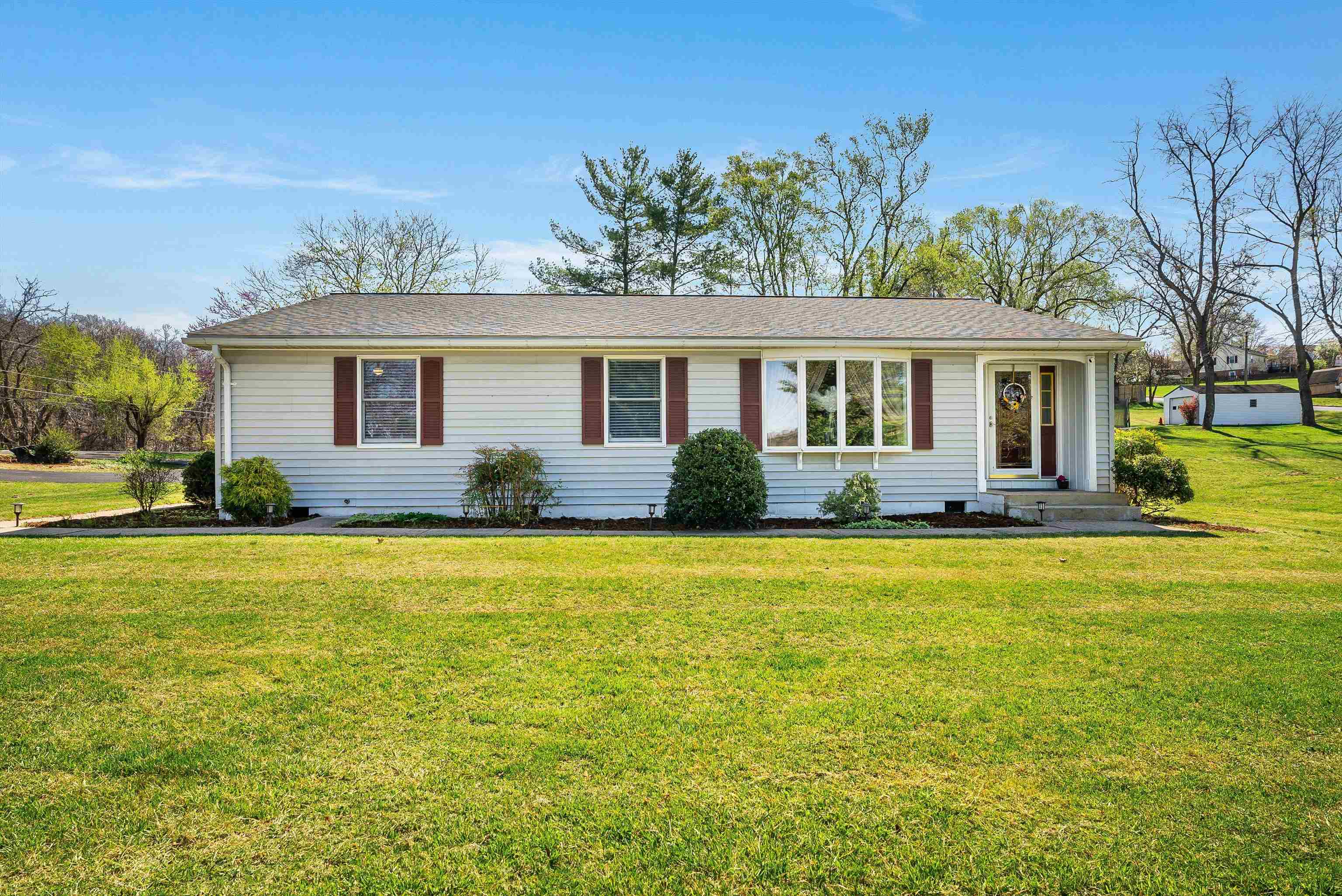 1023 GREENDALE RD