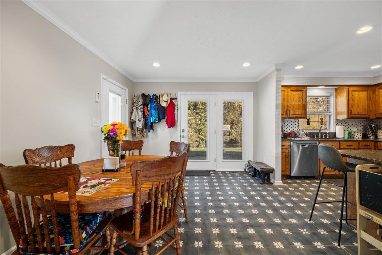 39 GRINDING MILL LN