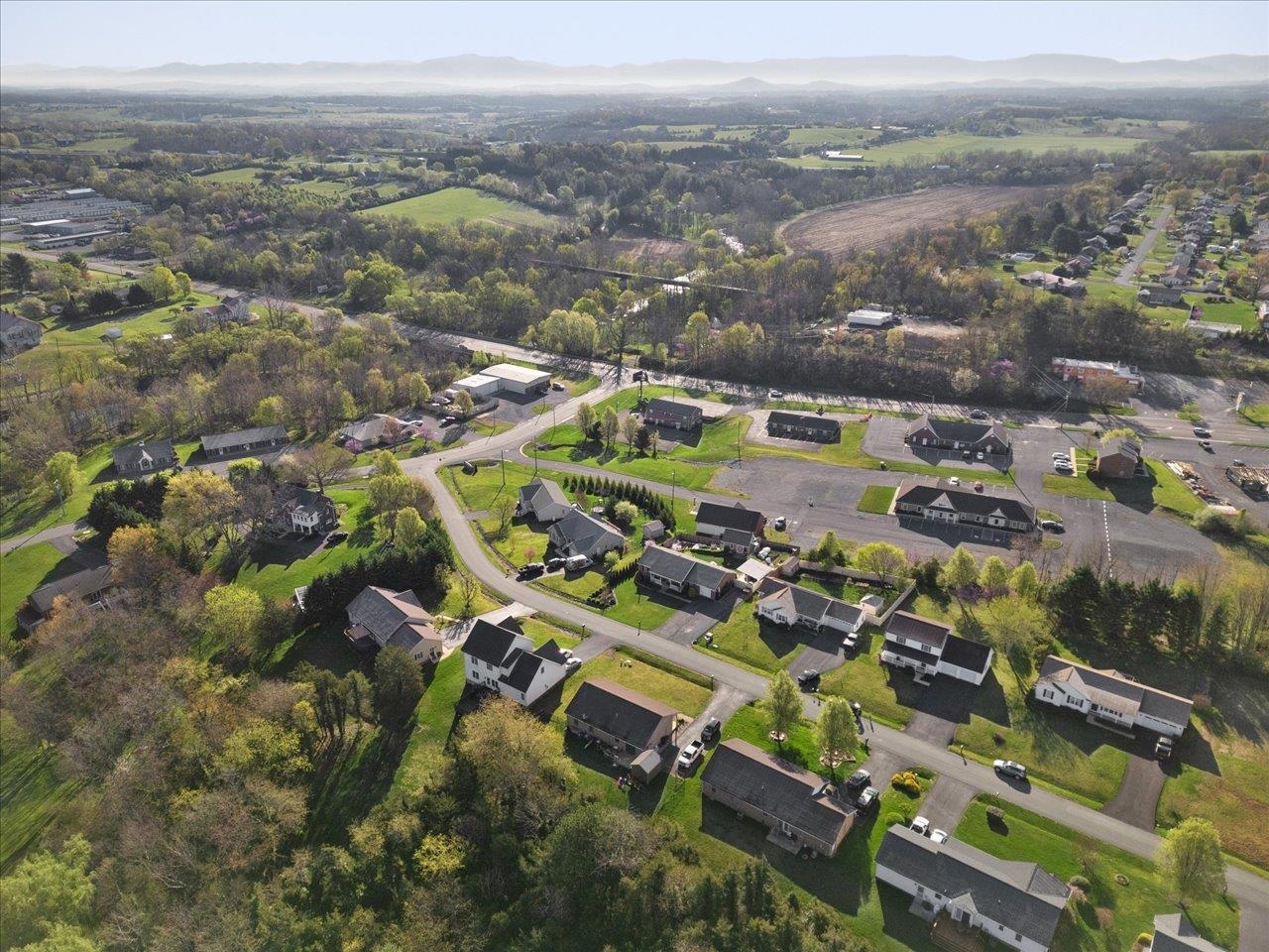 39 GRINDING MILL LN