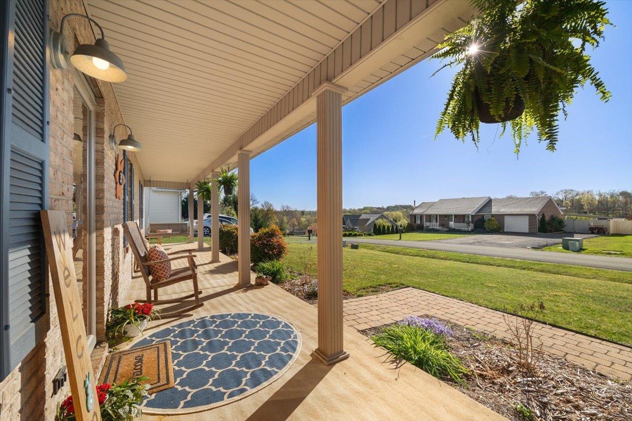 39 GRINDING MILL LN