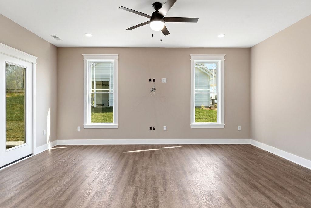 217 LINDBURGH DR