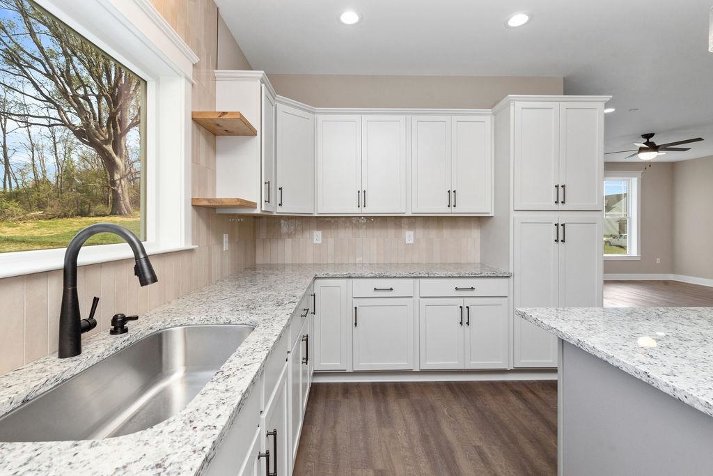 217 LINDBURGH DR