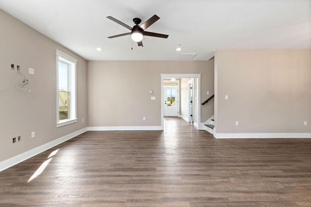 217 LINDBURGH DR