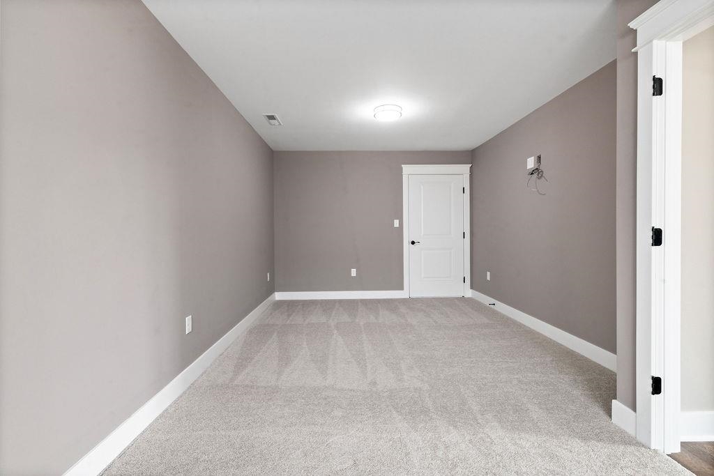 217 LINDBURGH DR