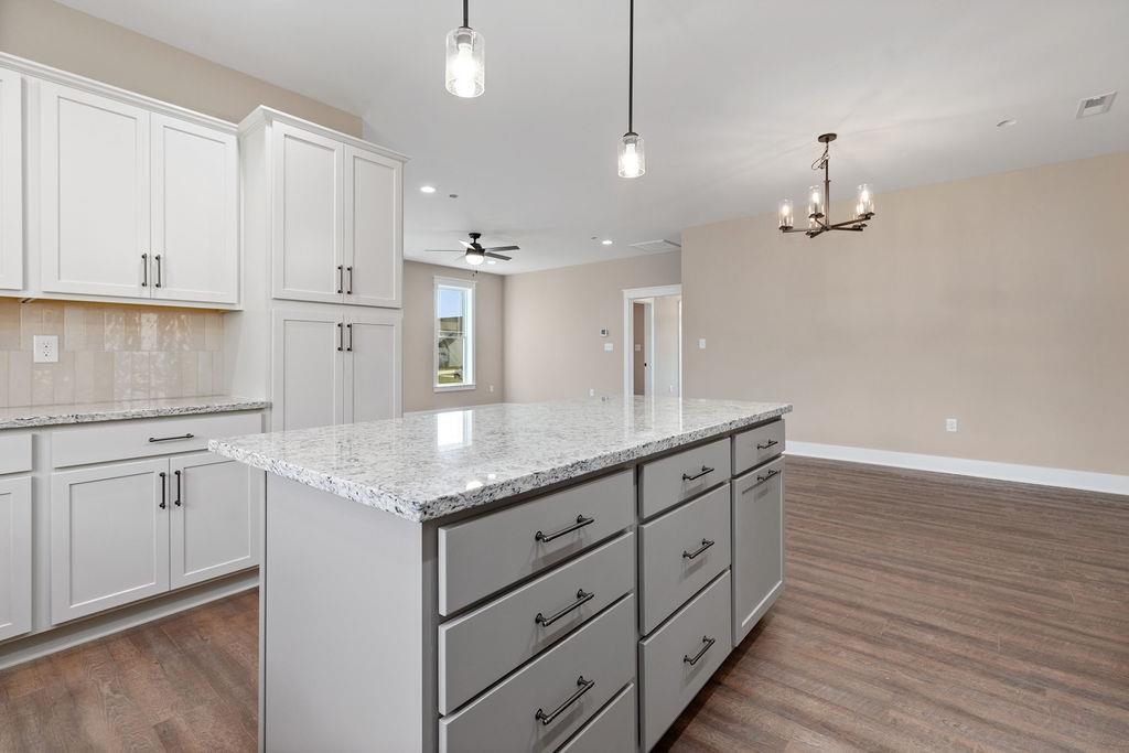 217 LINDBURGH DR