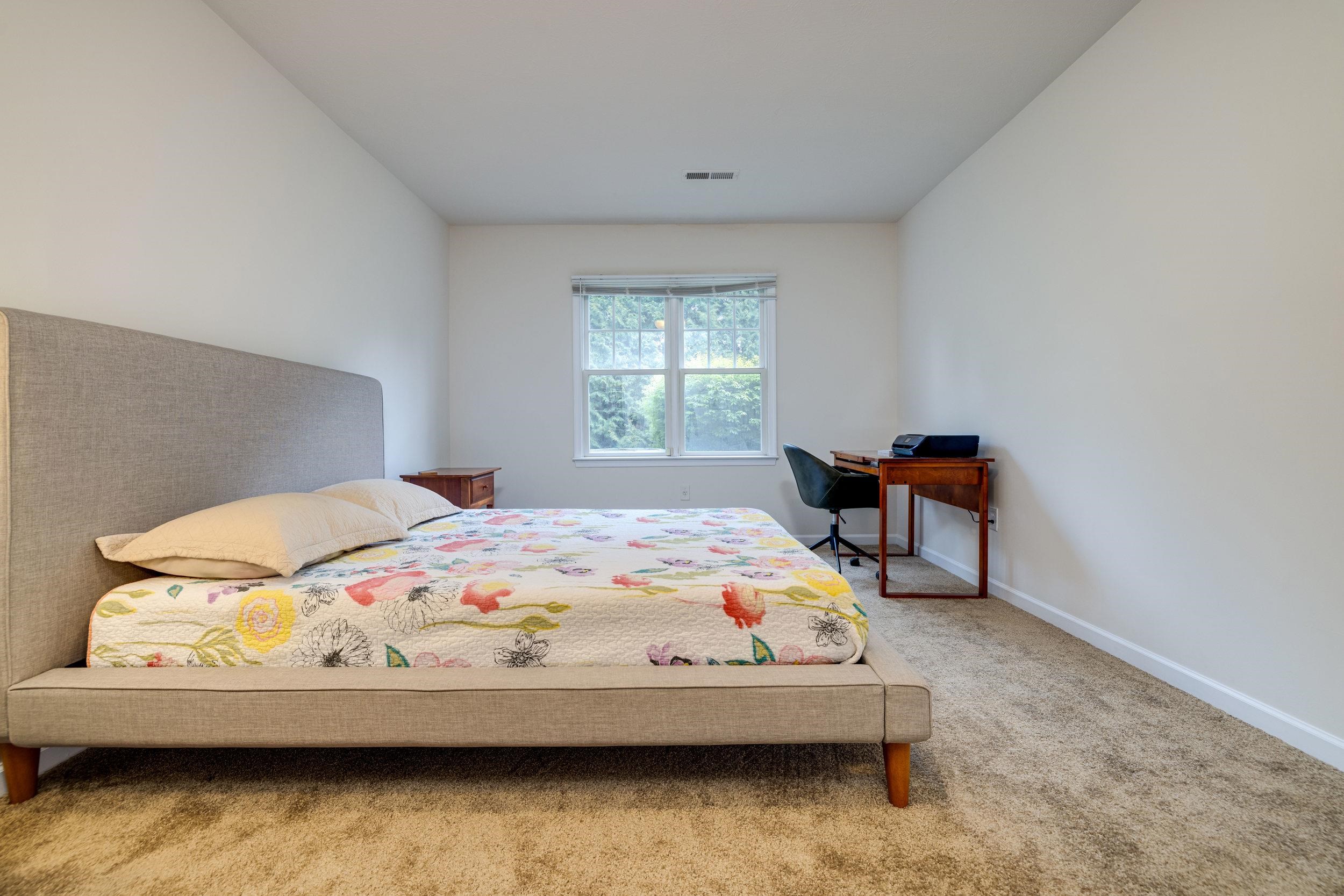 32 ABBEY CT