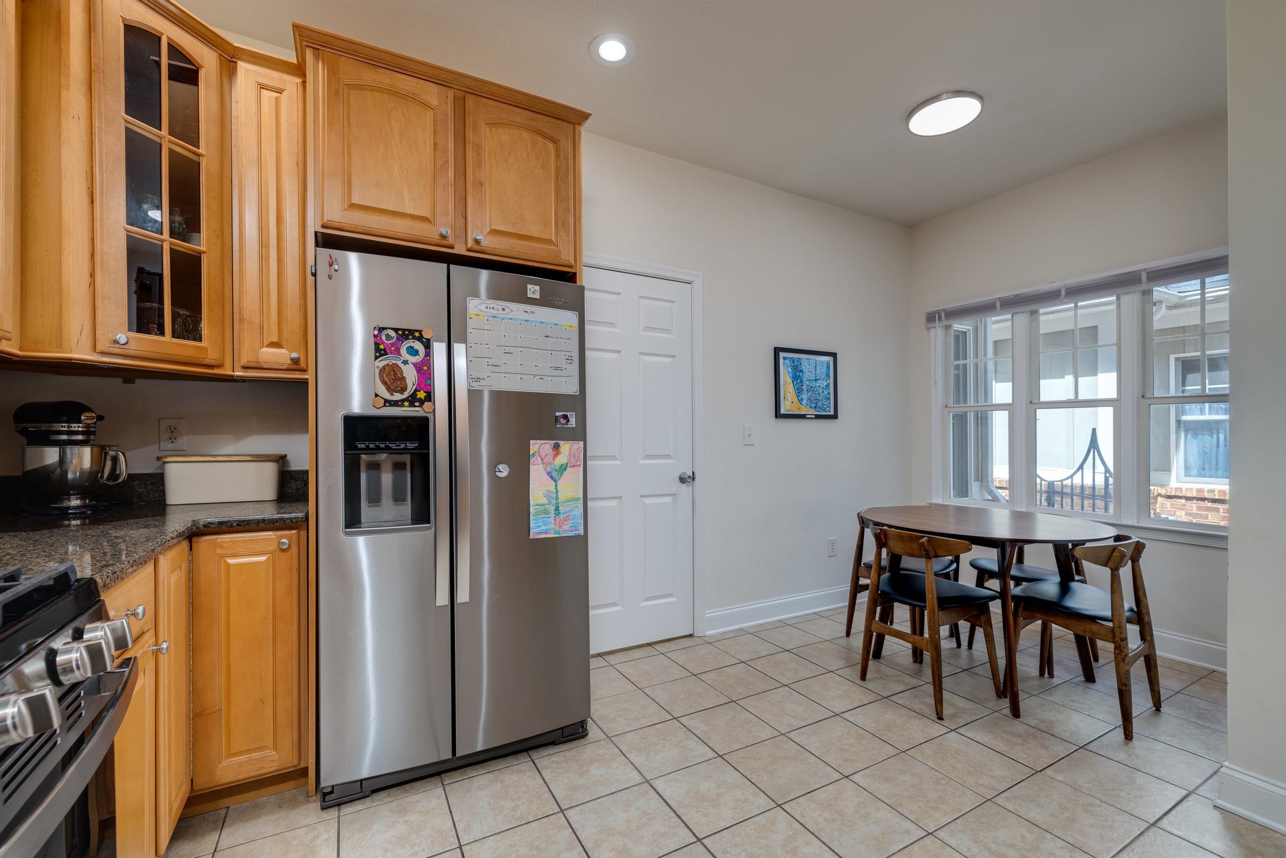 32 ABBEY CT