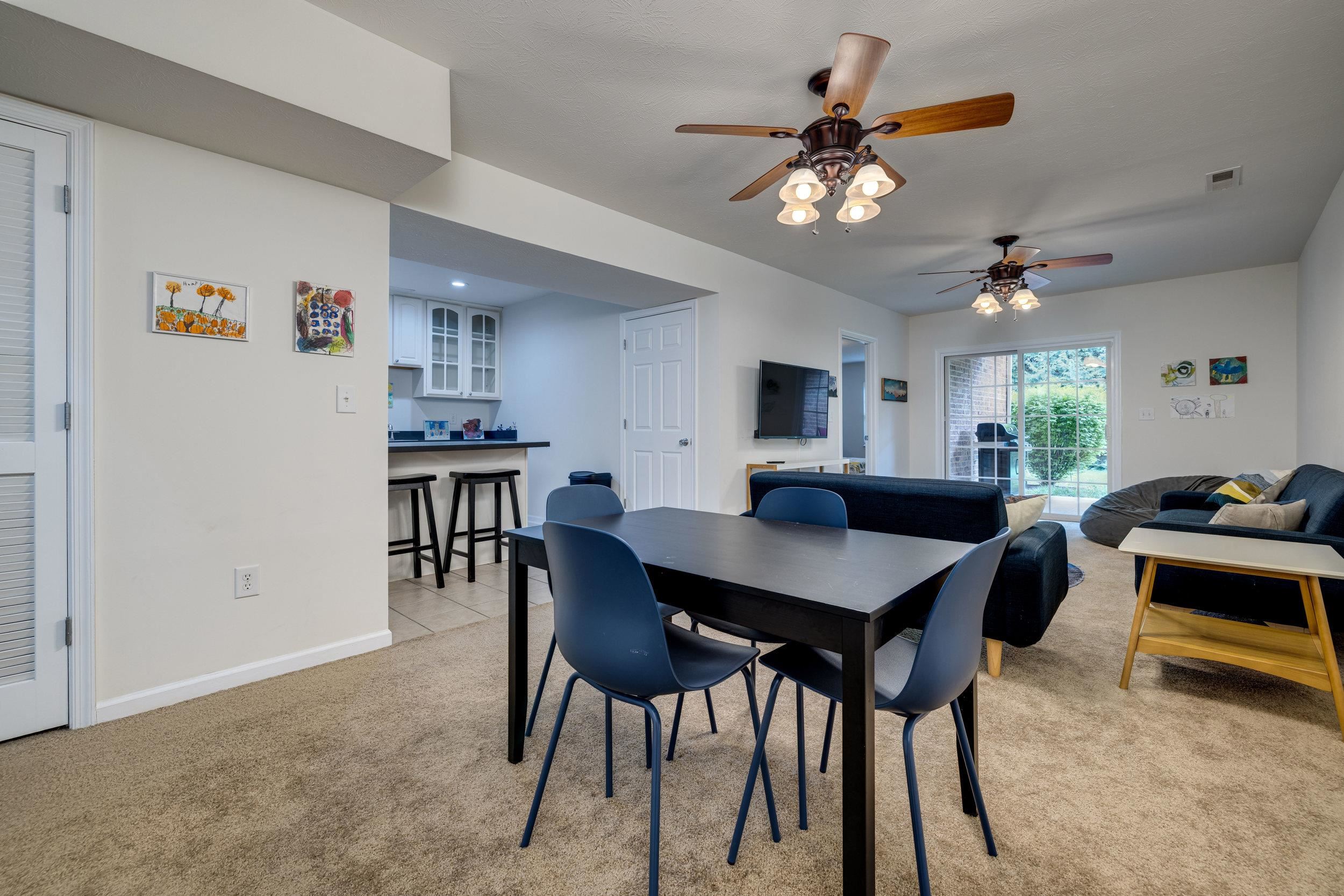 32 ABBEY CT