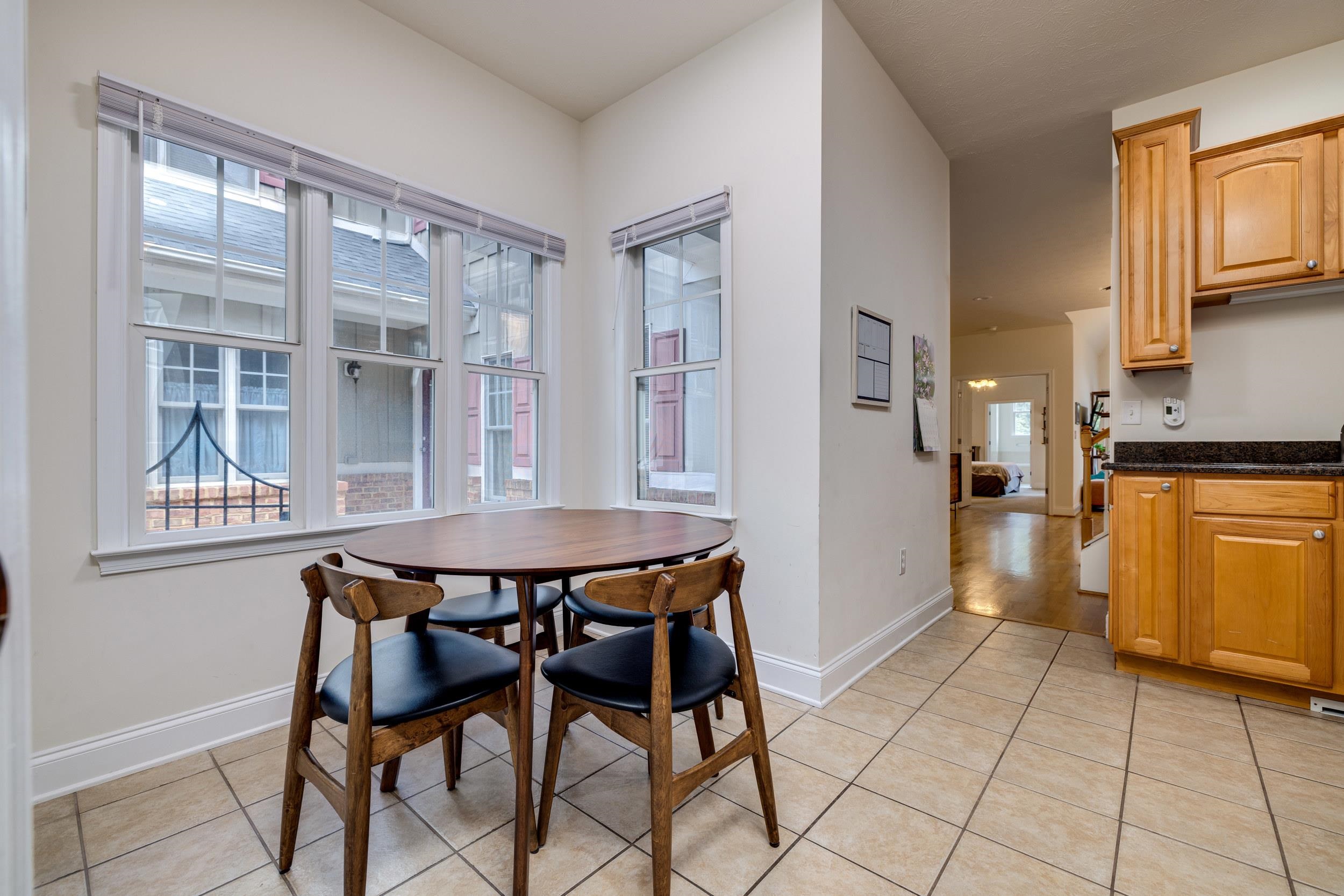 32 ABBEY CT