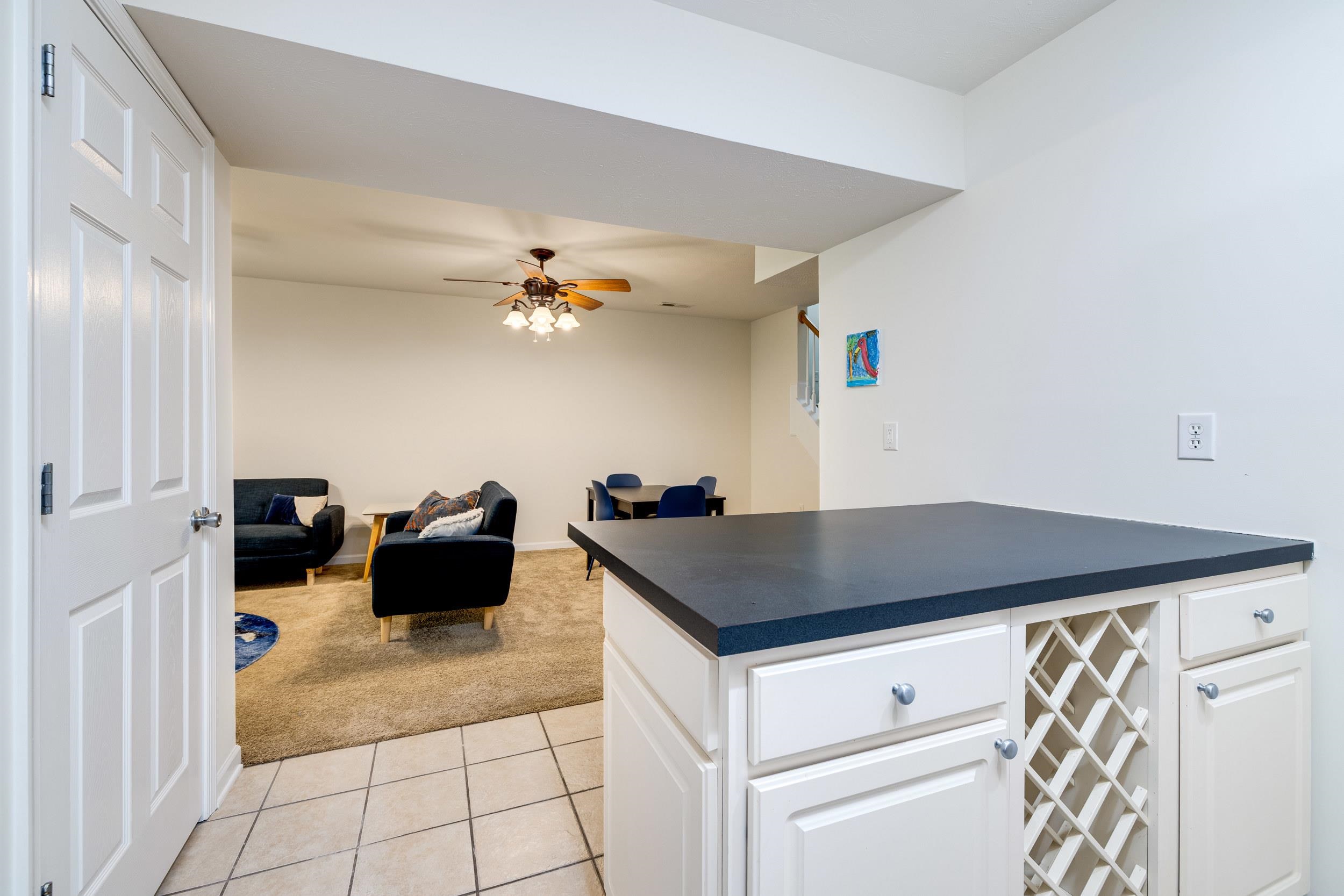32 ABBEY CT