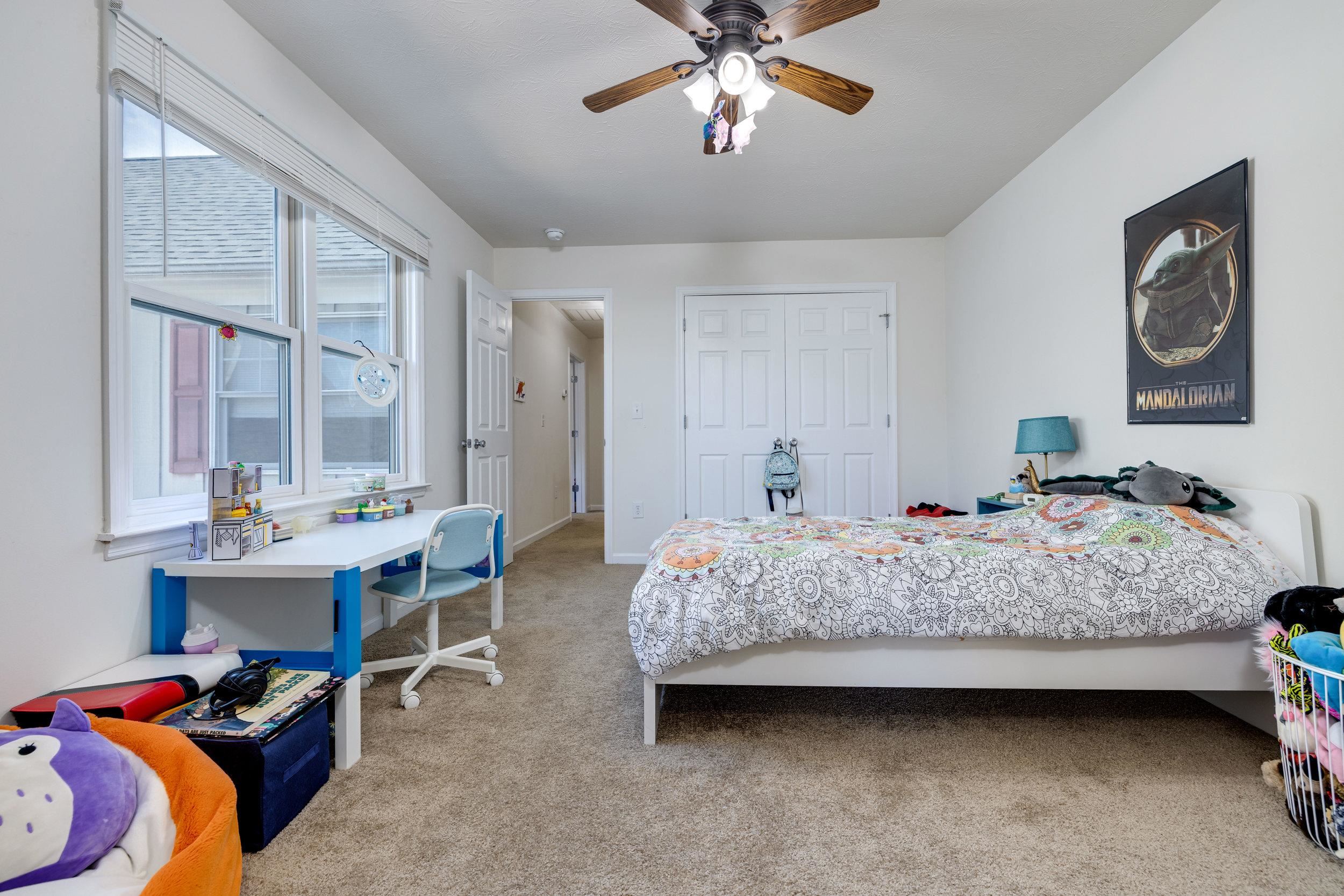 32 ABBEY CT