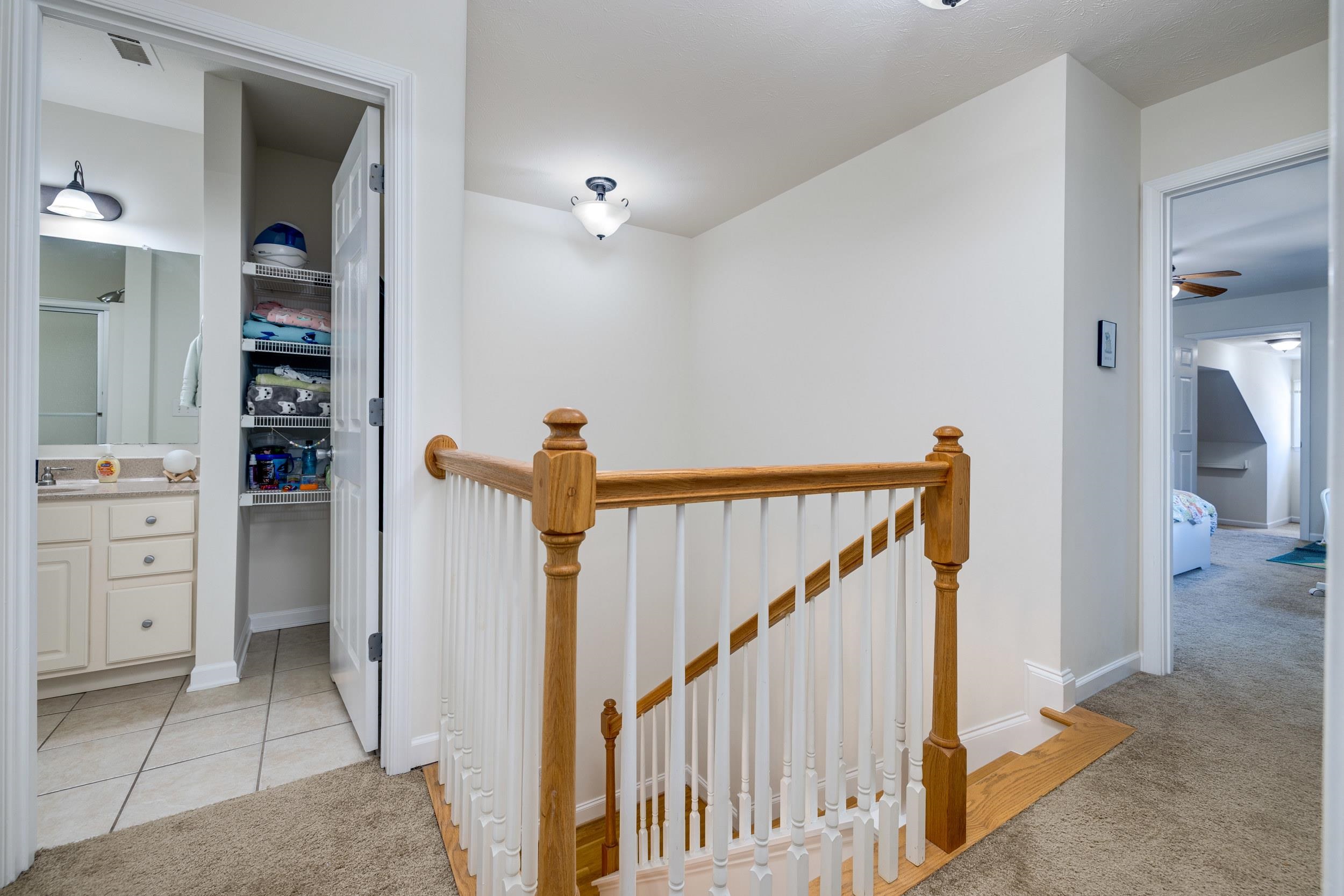 32 ABBEY CT