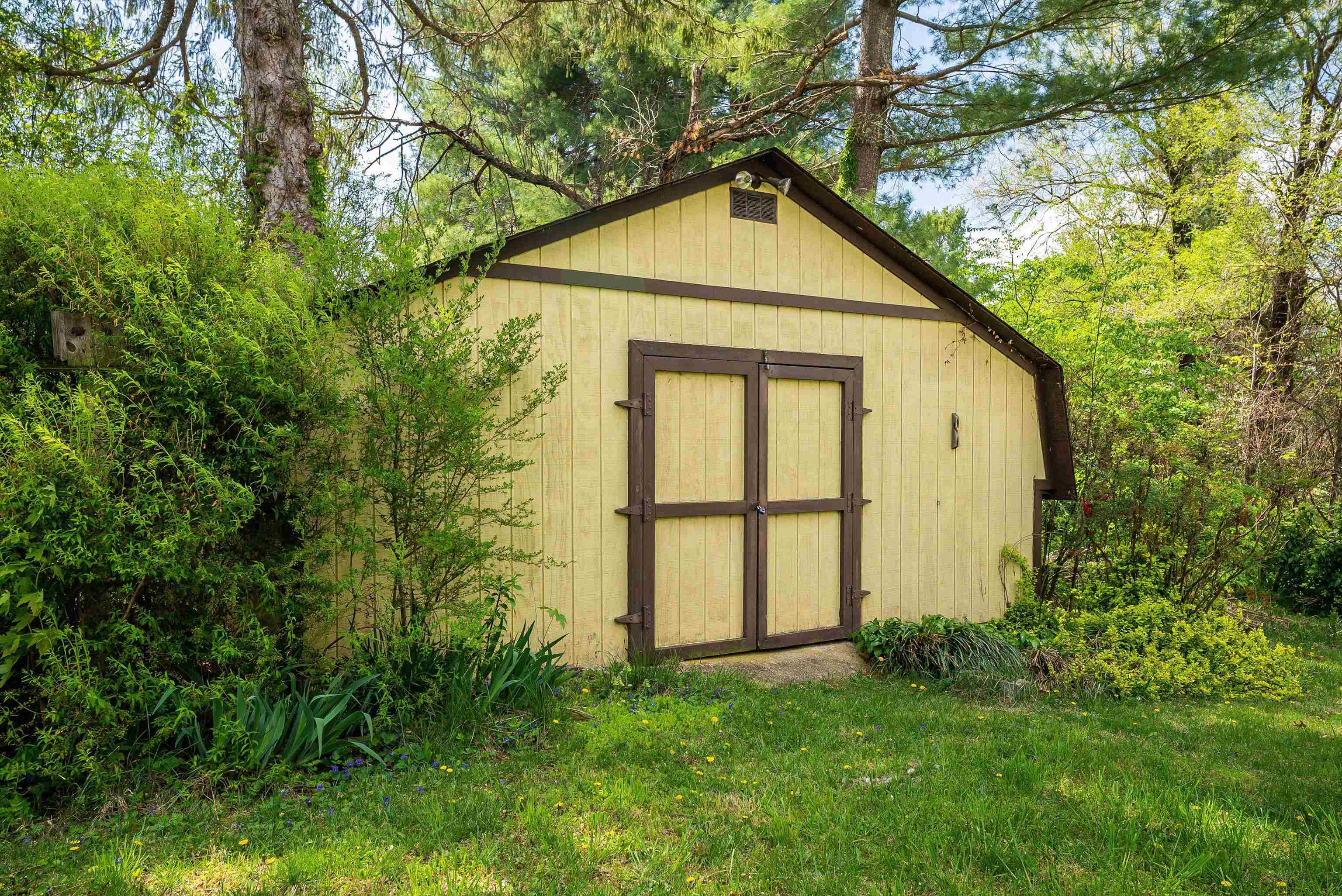 218 COURT RD