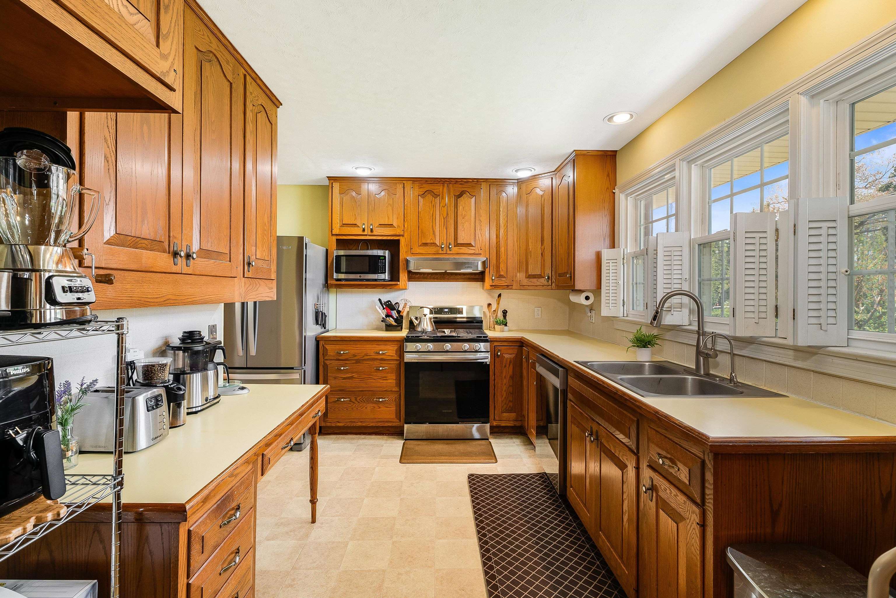 218 COURT RD