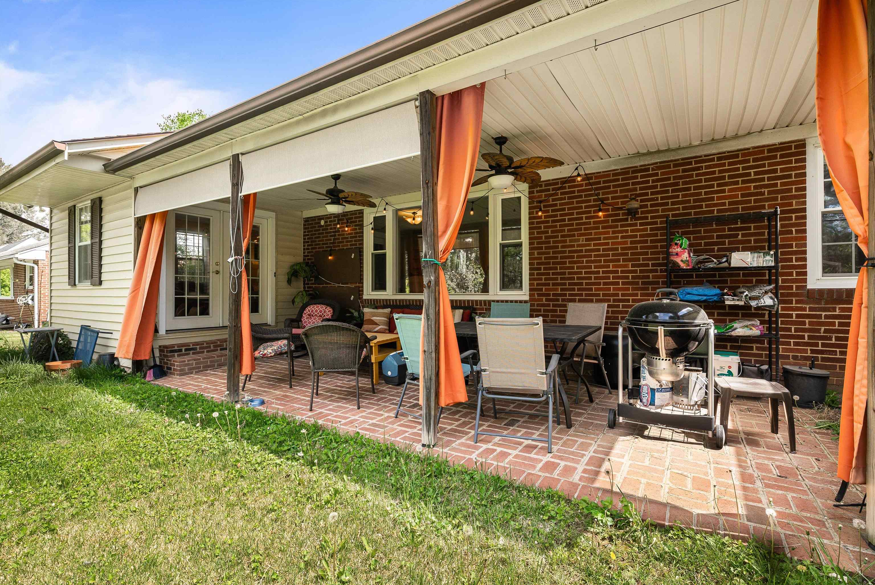 218 COURT RD