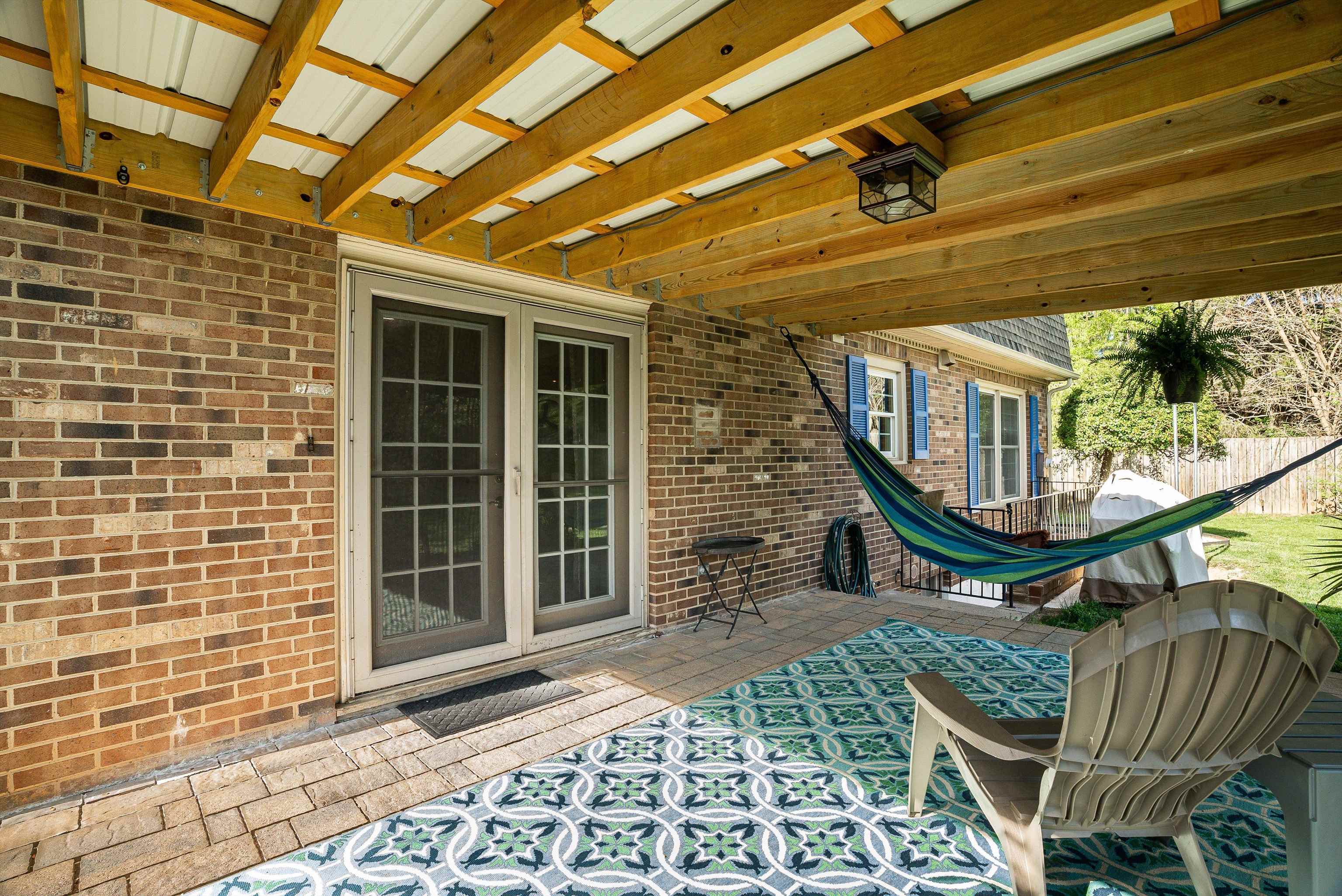 304 PELHAM DR