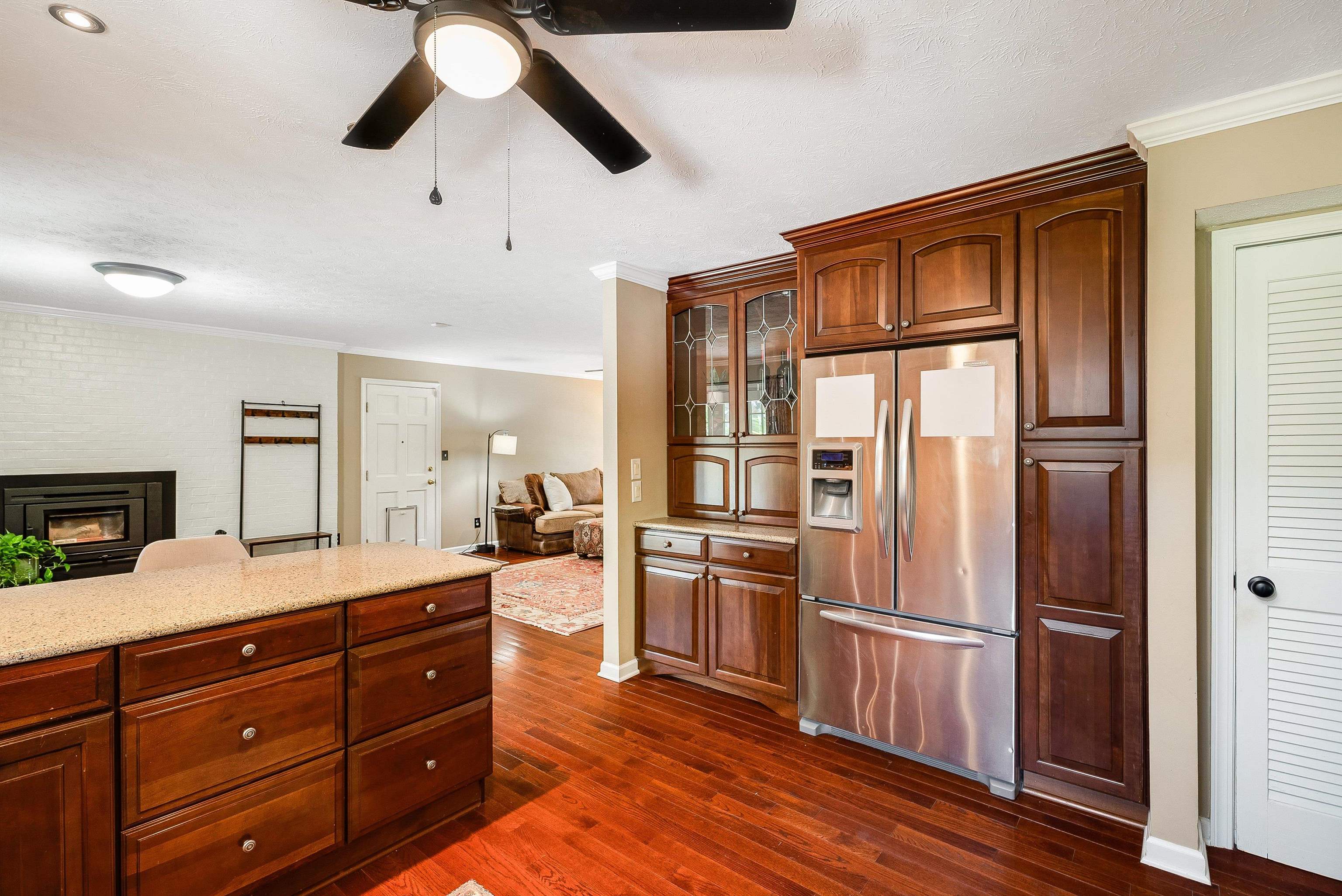 304 PELHAM DR