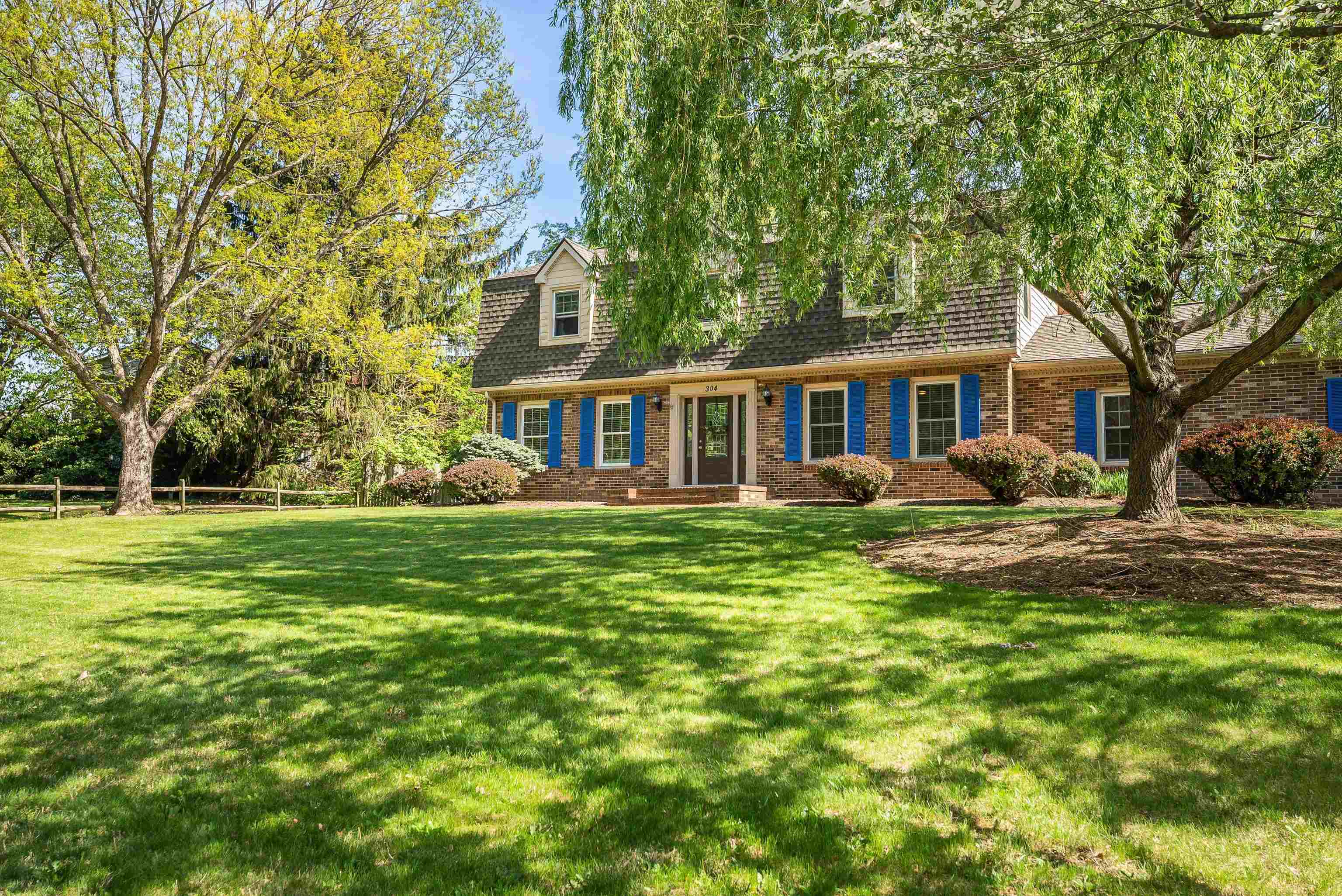 304 PELHAM DR