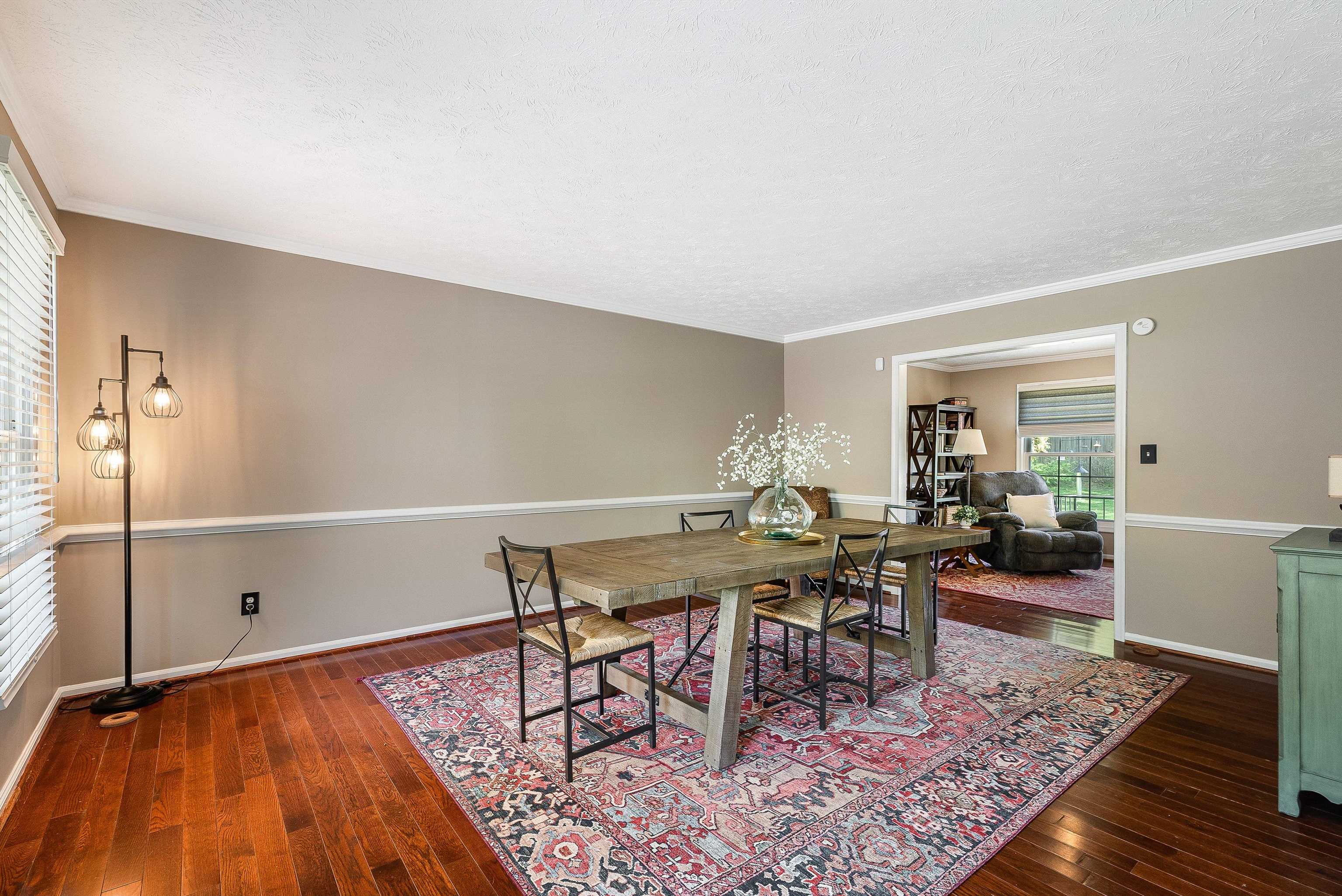304 PELHAM DR