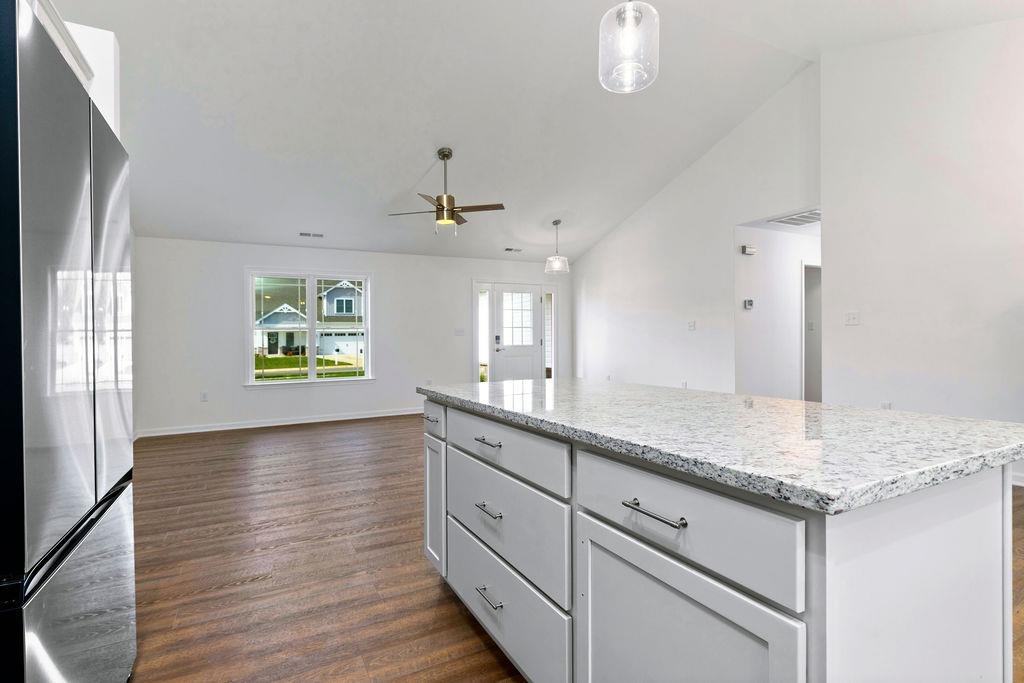 24 ALMA ANN LN