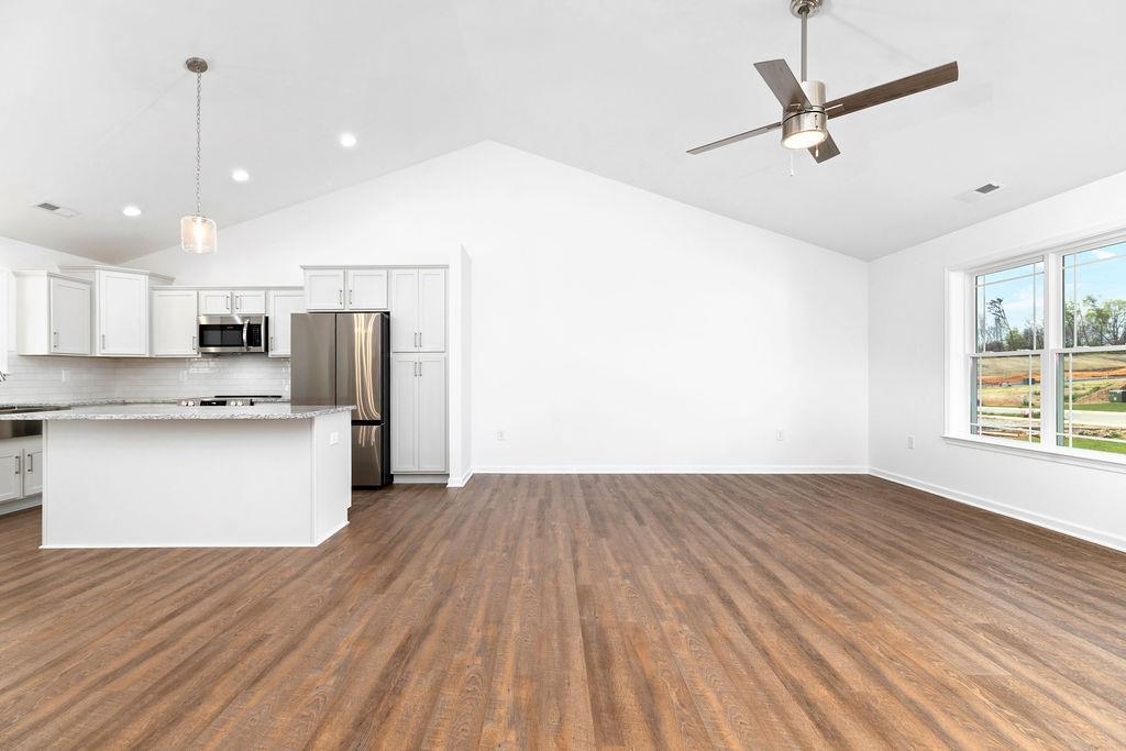 24 ALMA ANN LN