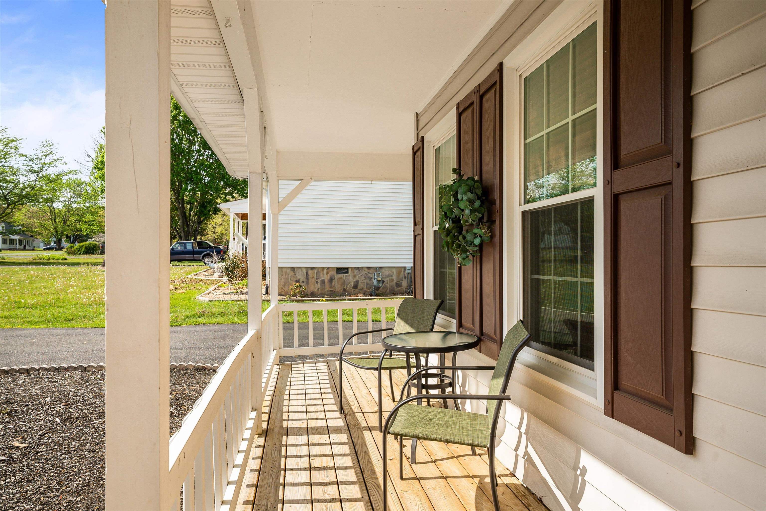 277 COOPER DR