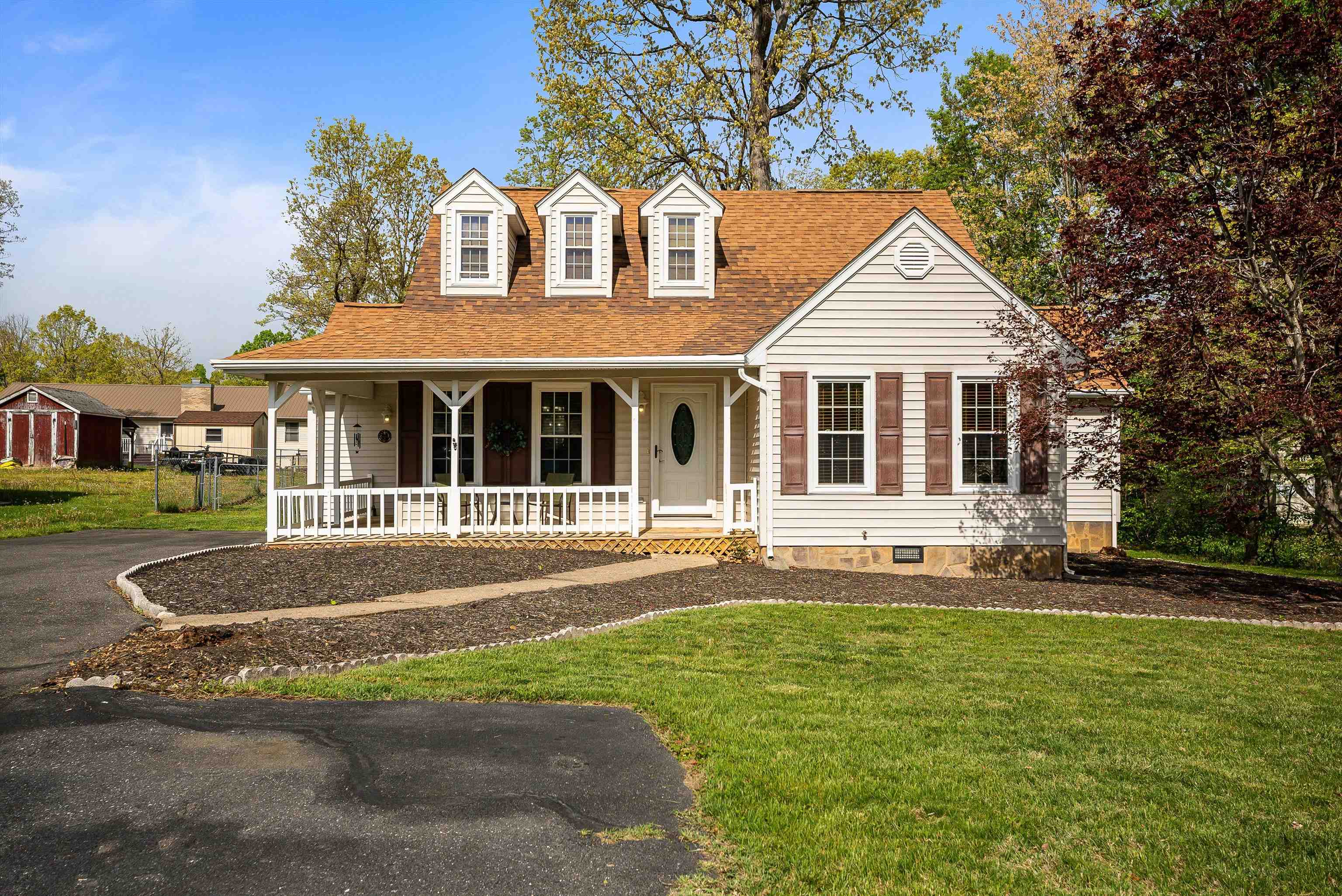 277 COOPER DR
