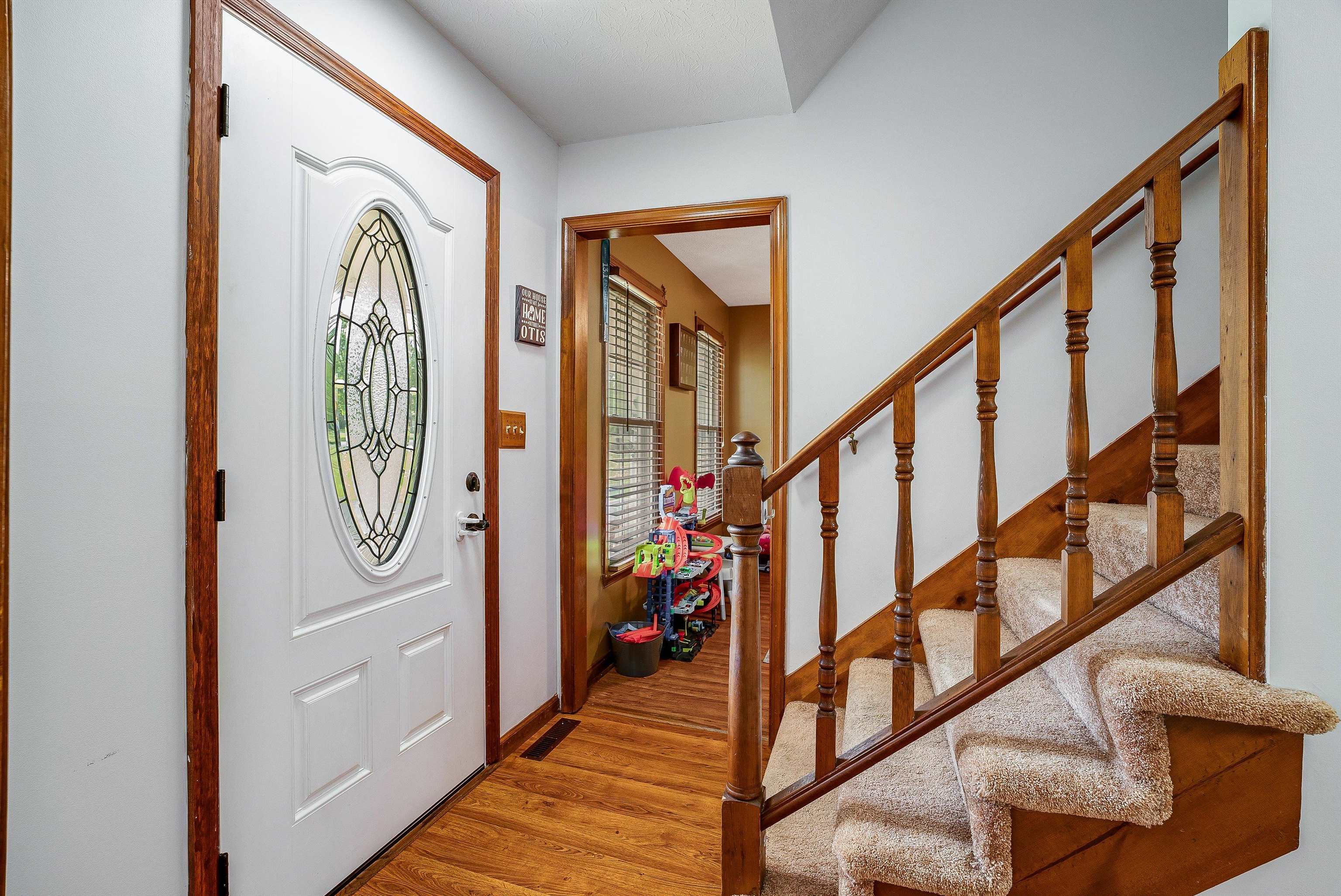 277 COOPER DR