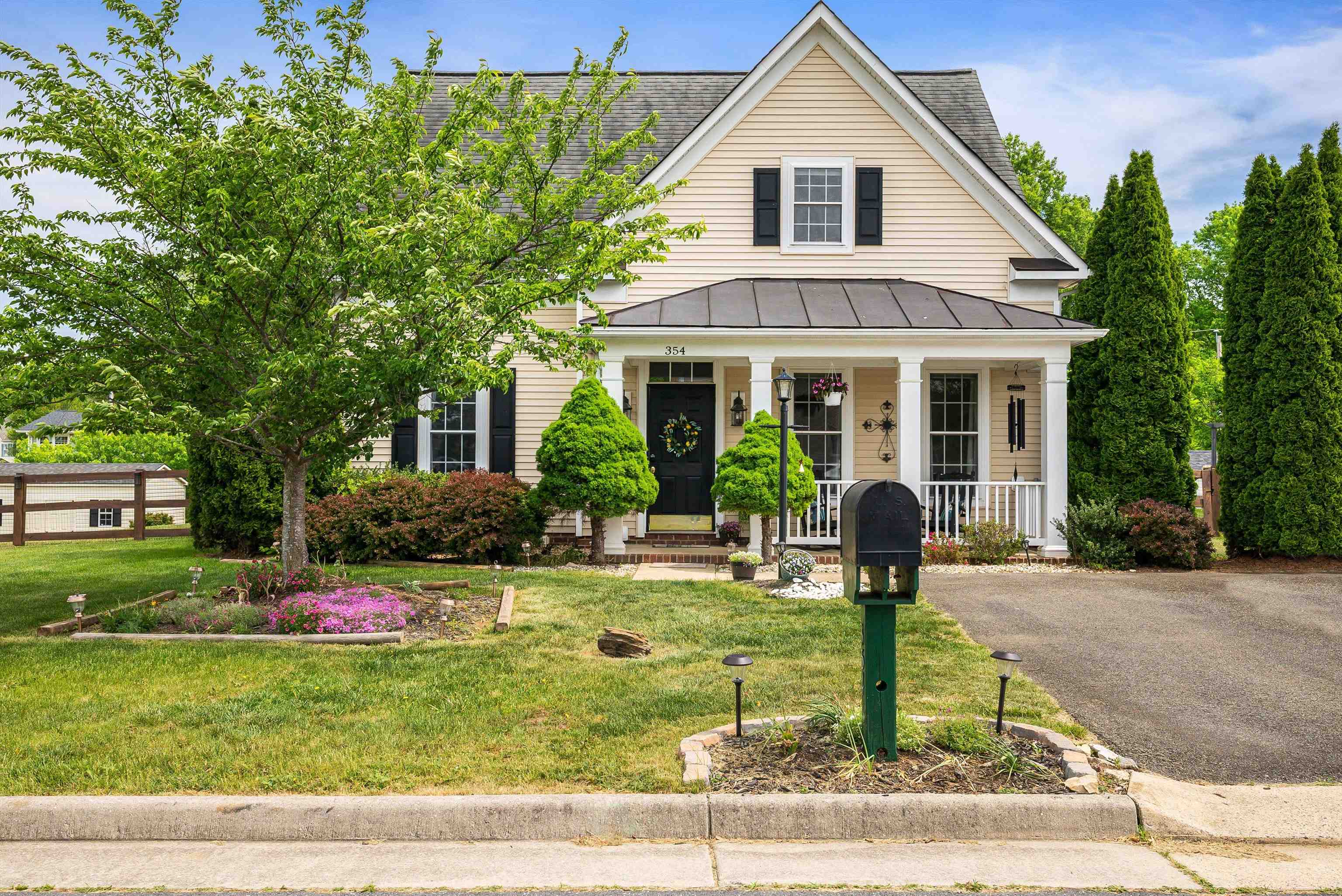 354 TAYLOR ST