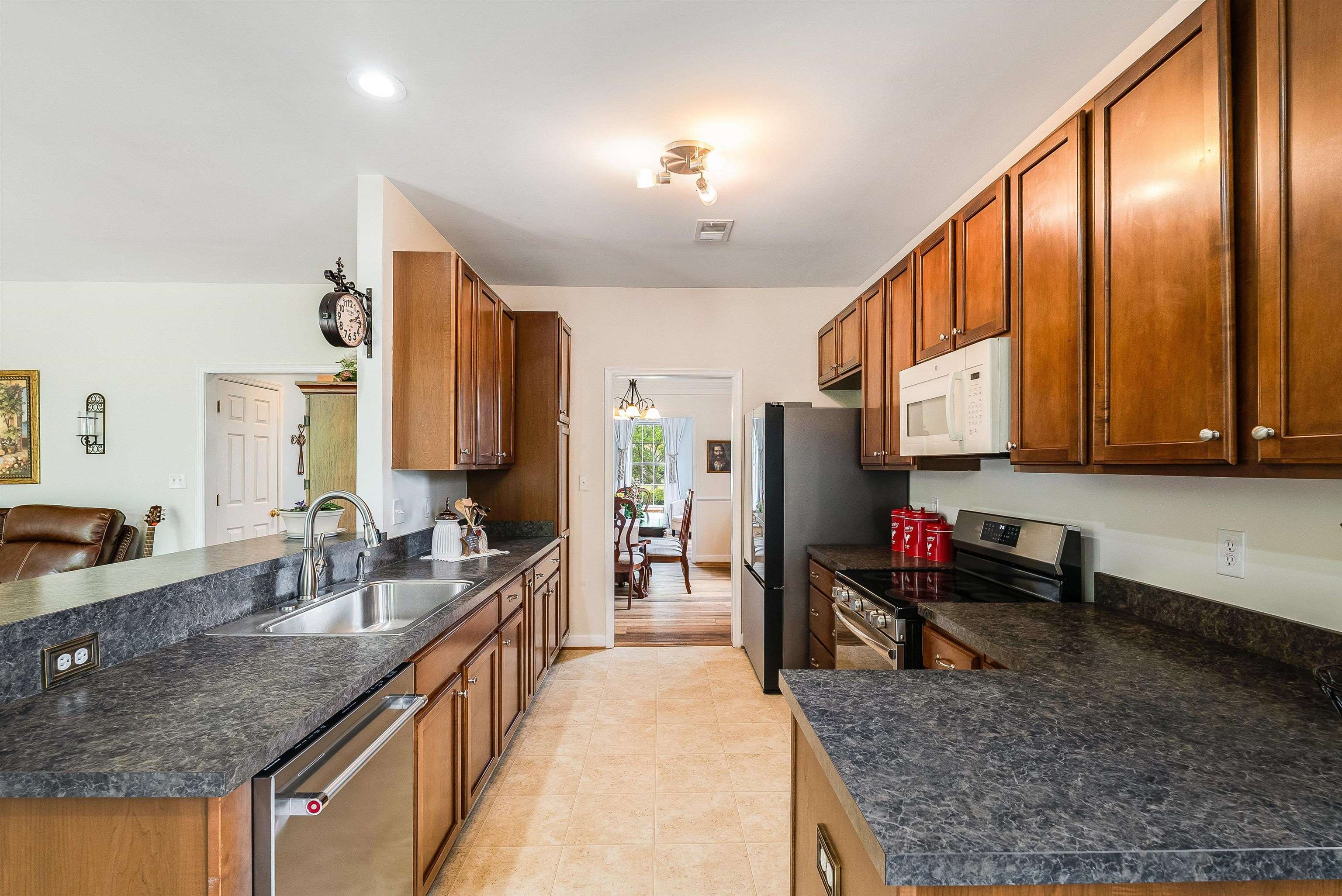 354 TAYLOR ST