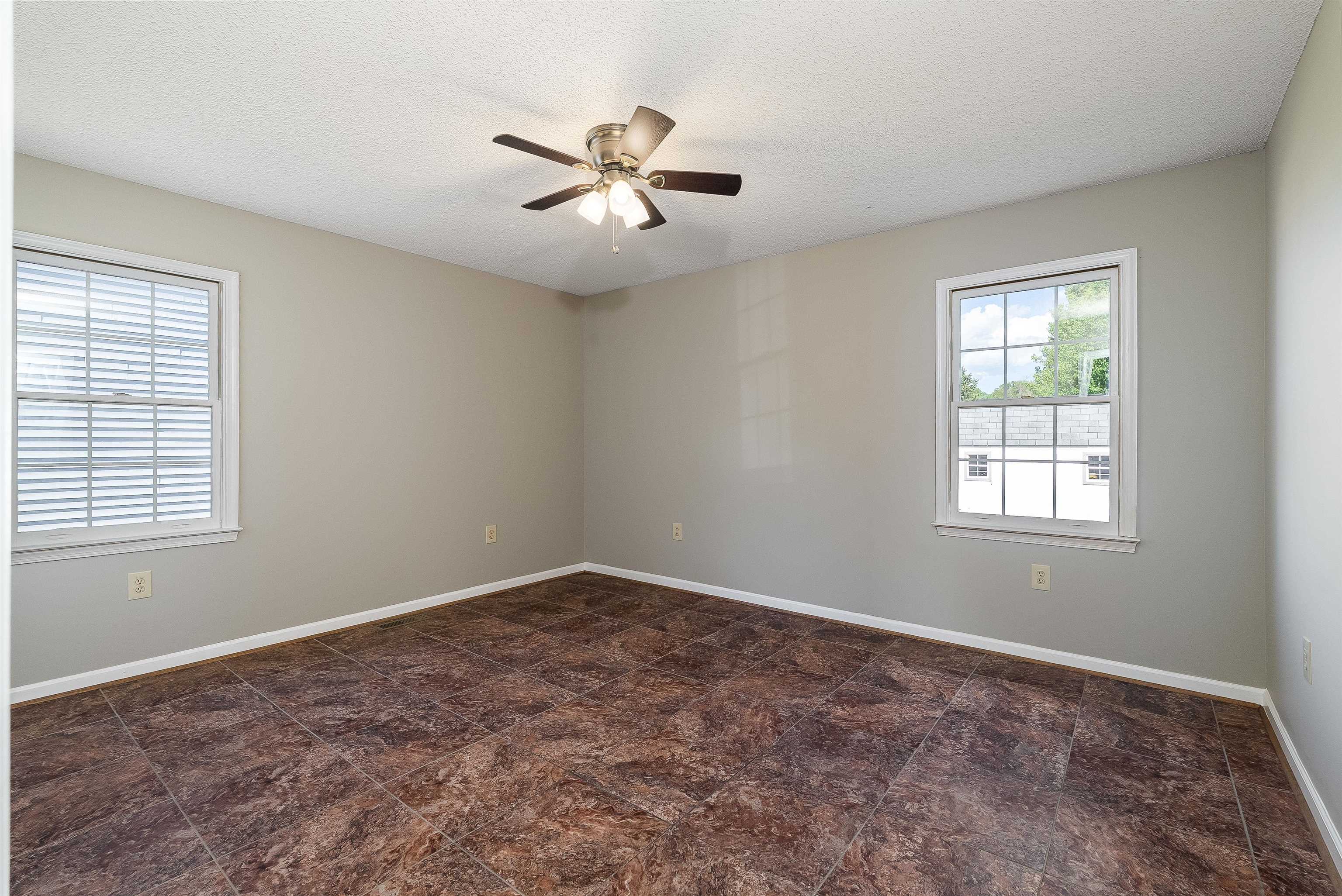 138 ARROWHEAD LN