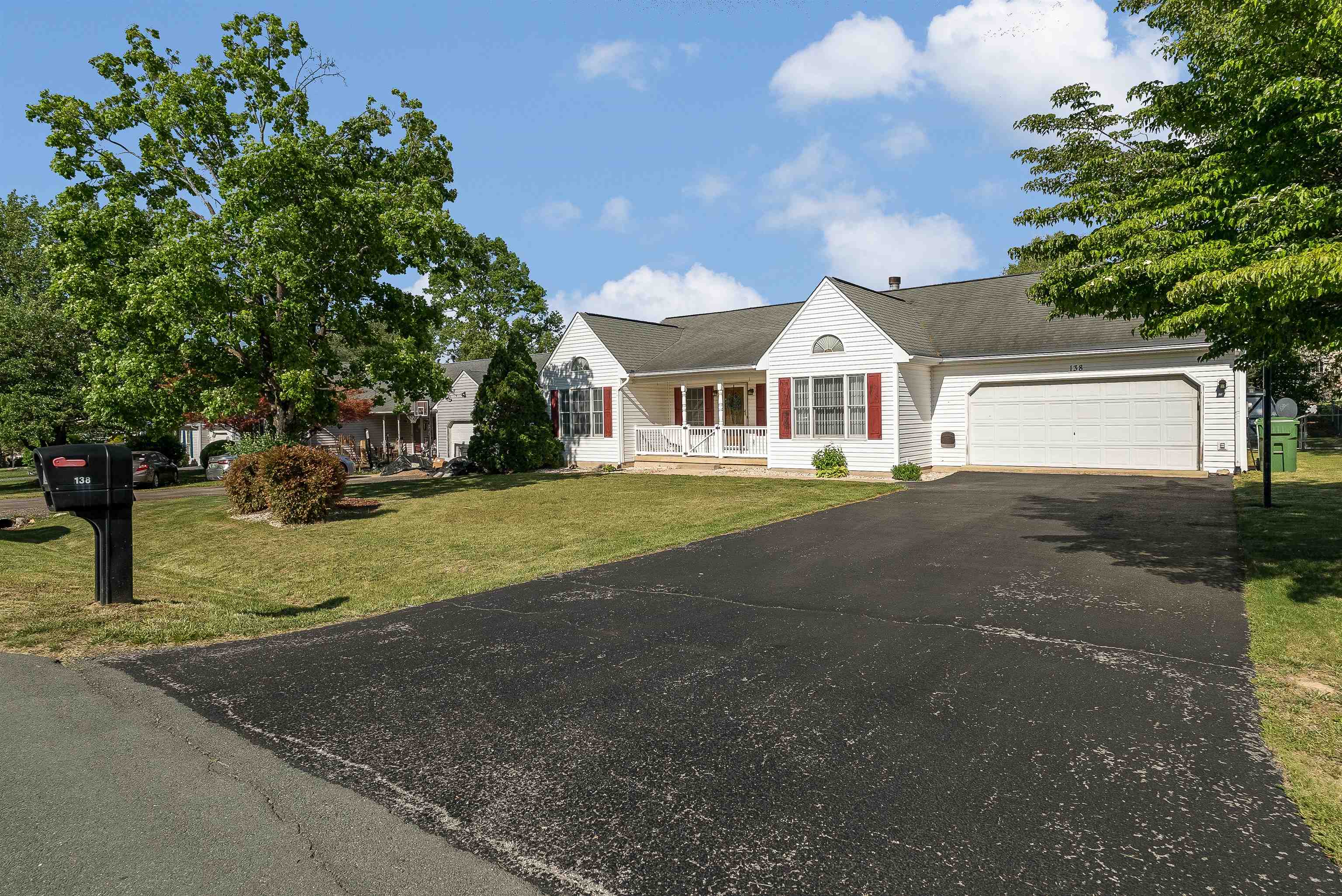 138 ARROWHEAD LN