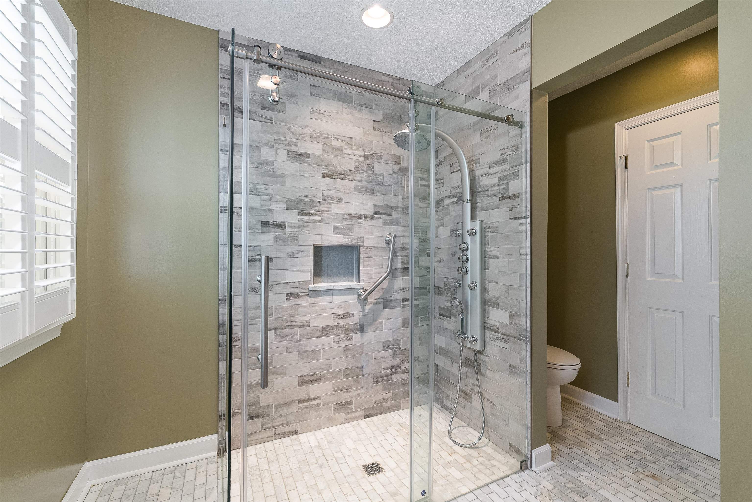 138 ARROWHEAD LN