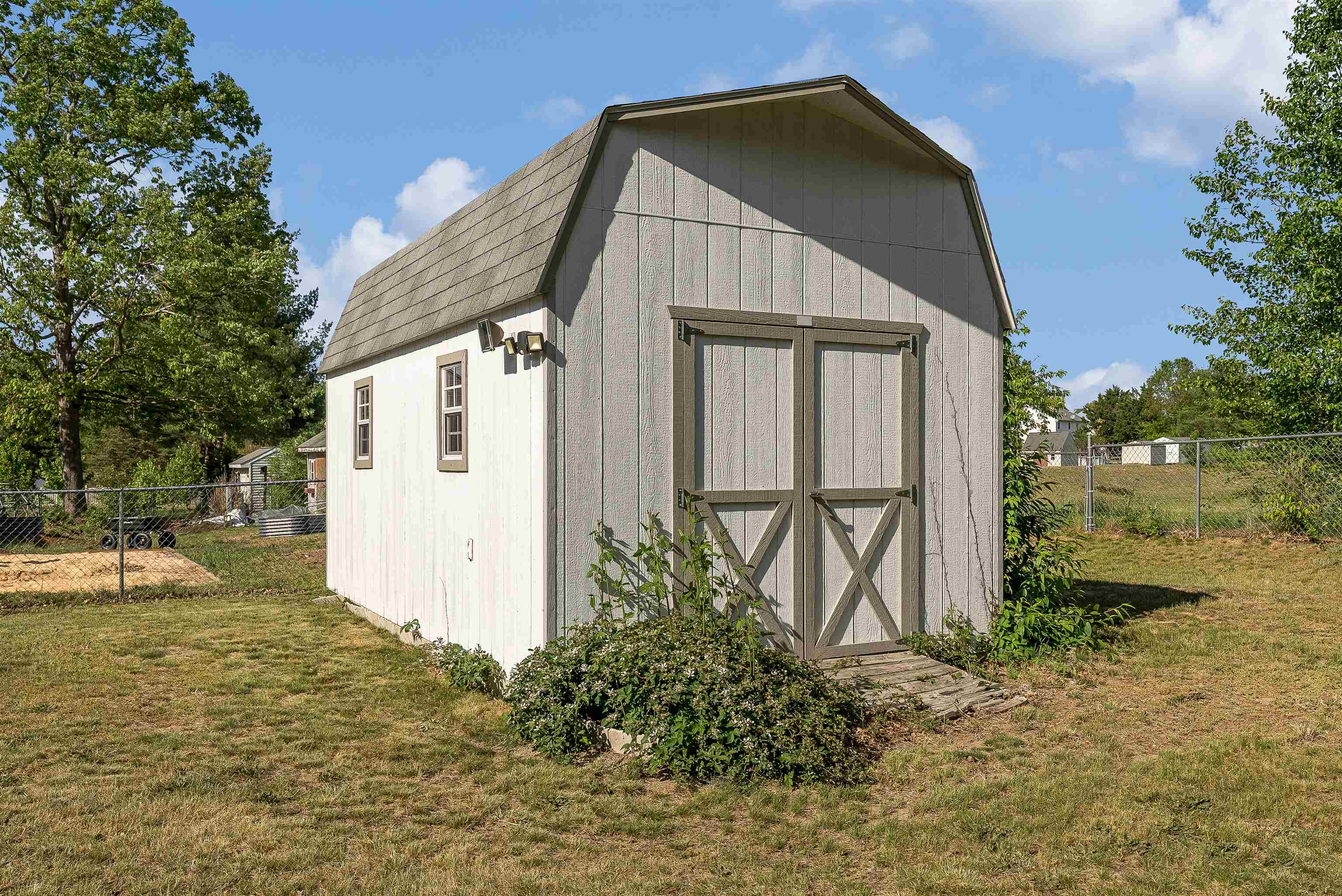 138 ARROWHEAD LN