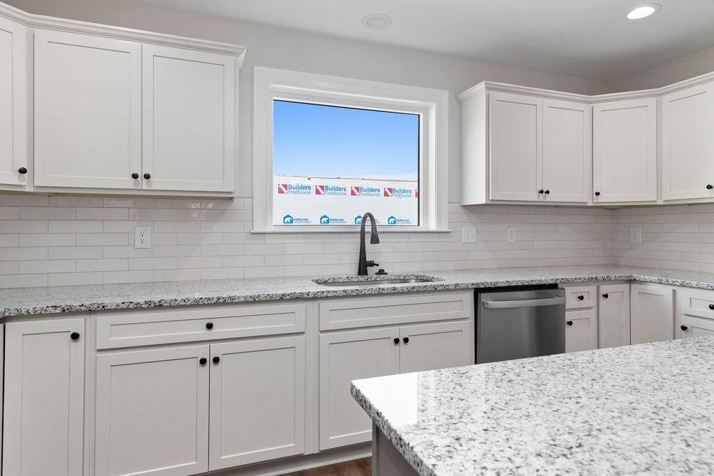 169 LANGLEY DR