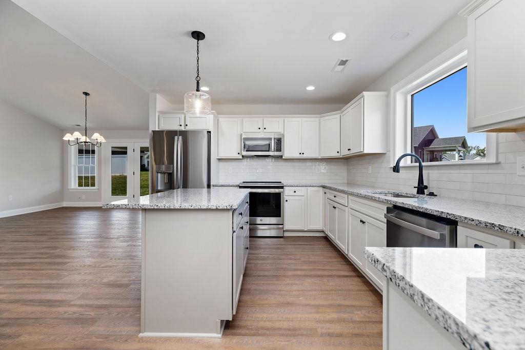 169 LANGLEY DR