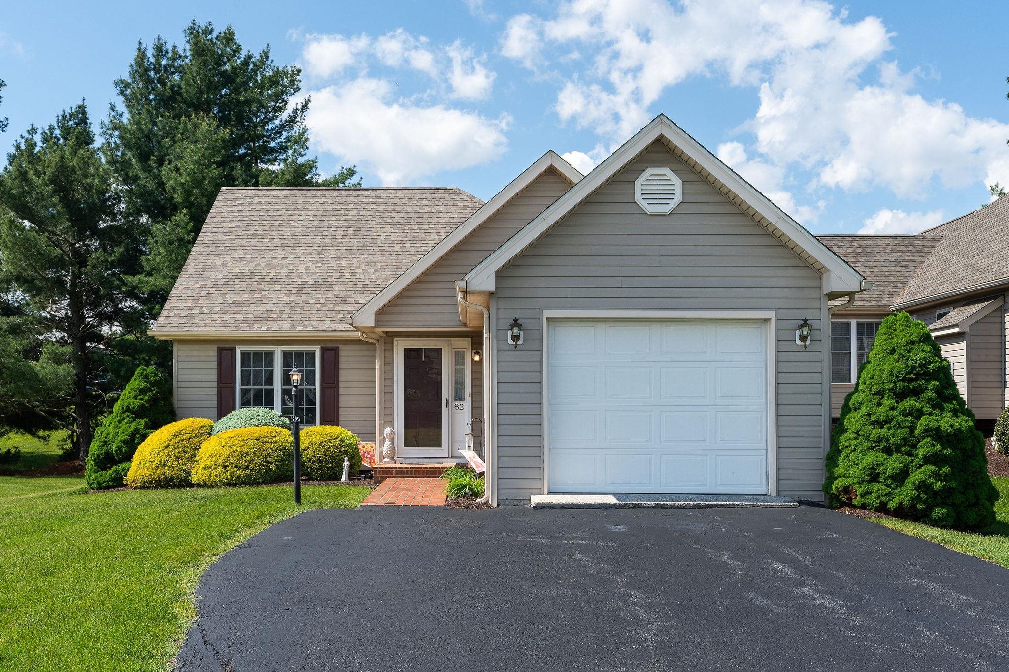 82 ASHLEIGH DR