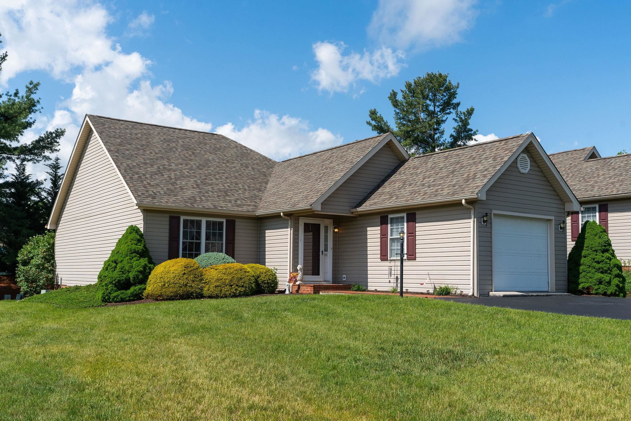 82 ASHLEIGH DR
