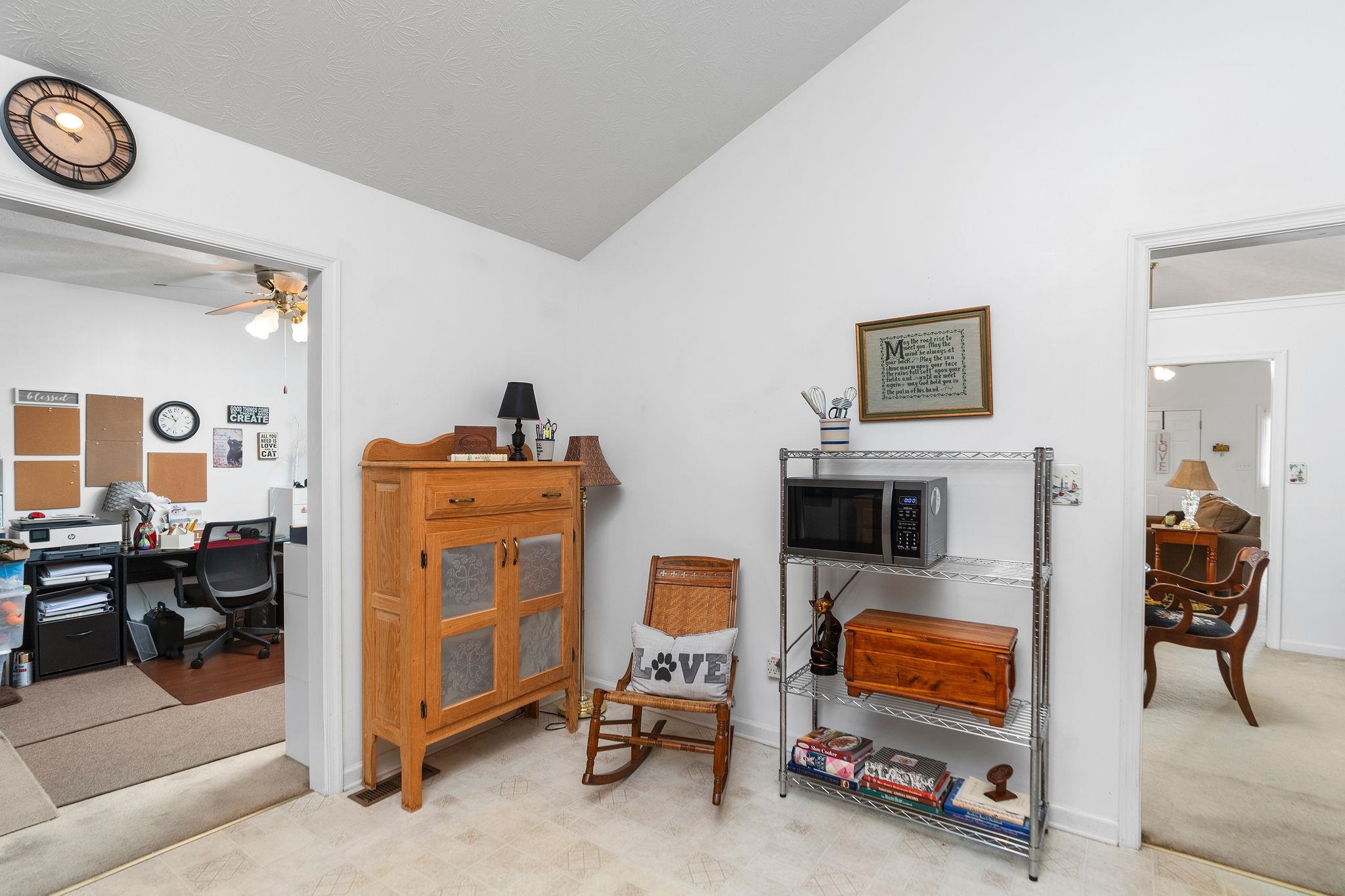 82 ASHLEIGH DR