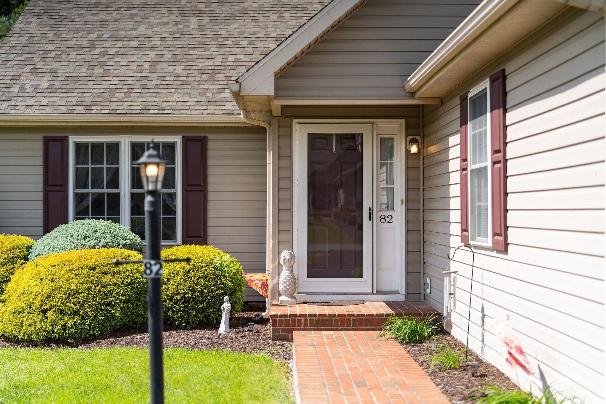82 ASHLEIGH DR