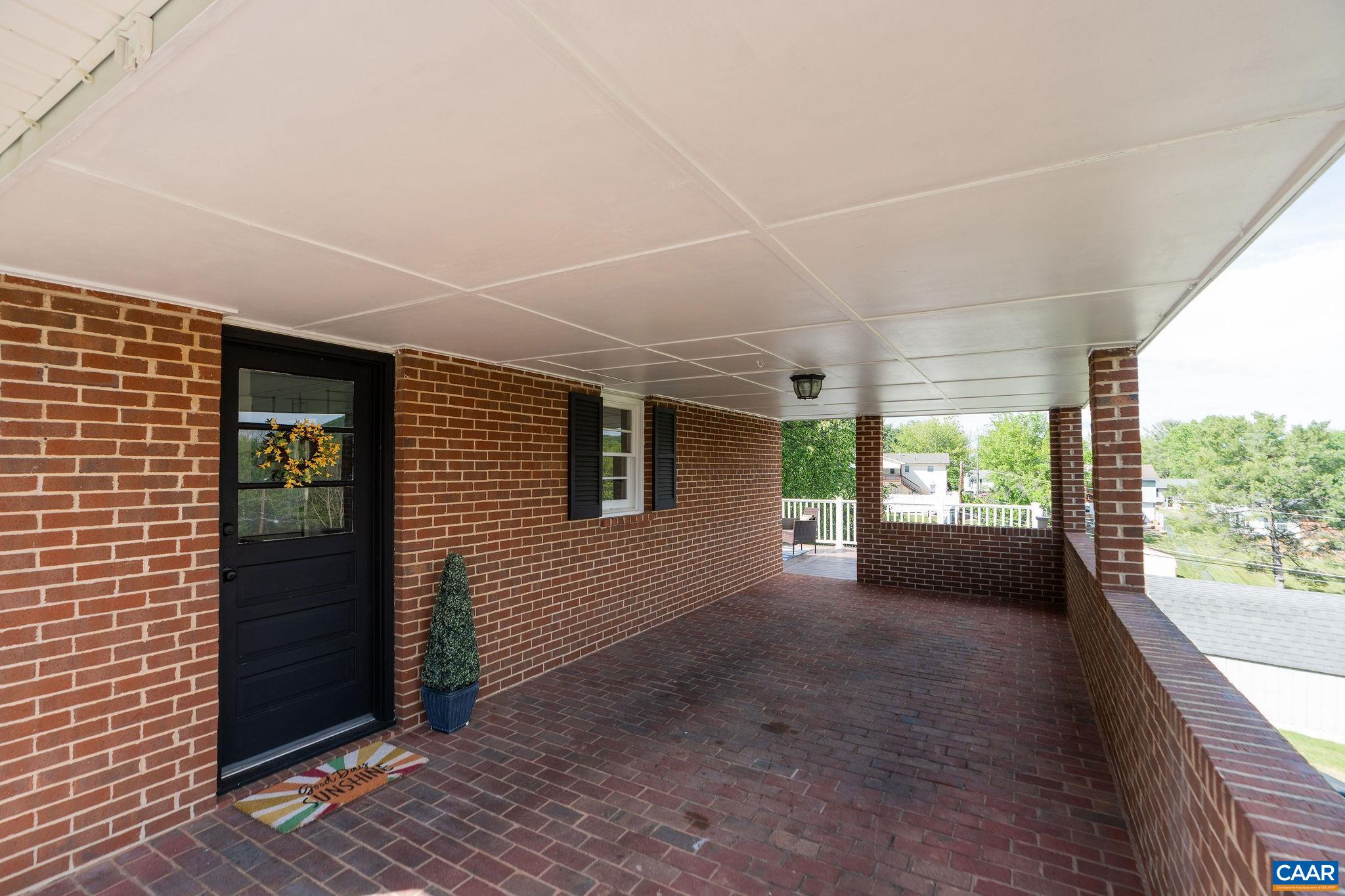 608 DAVID ST