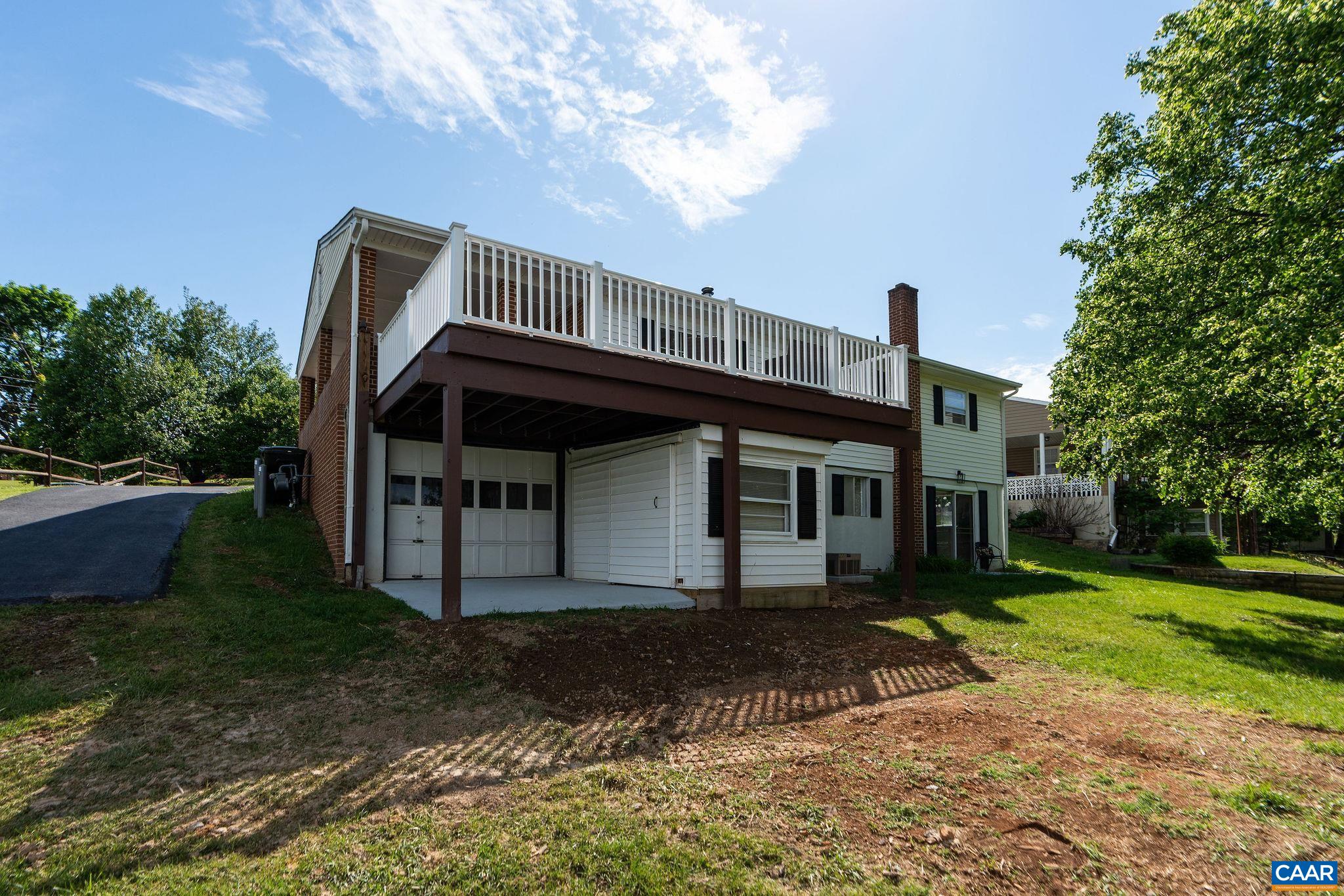 608 DAVID ST
