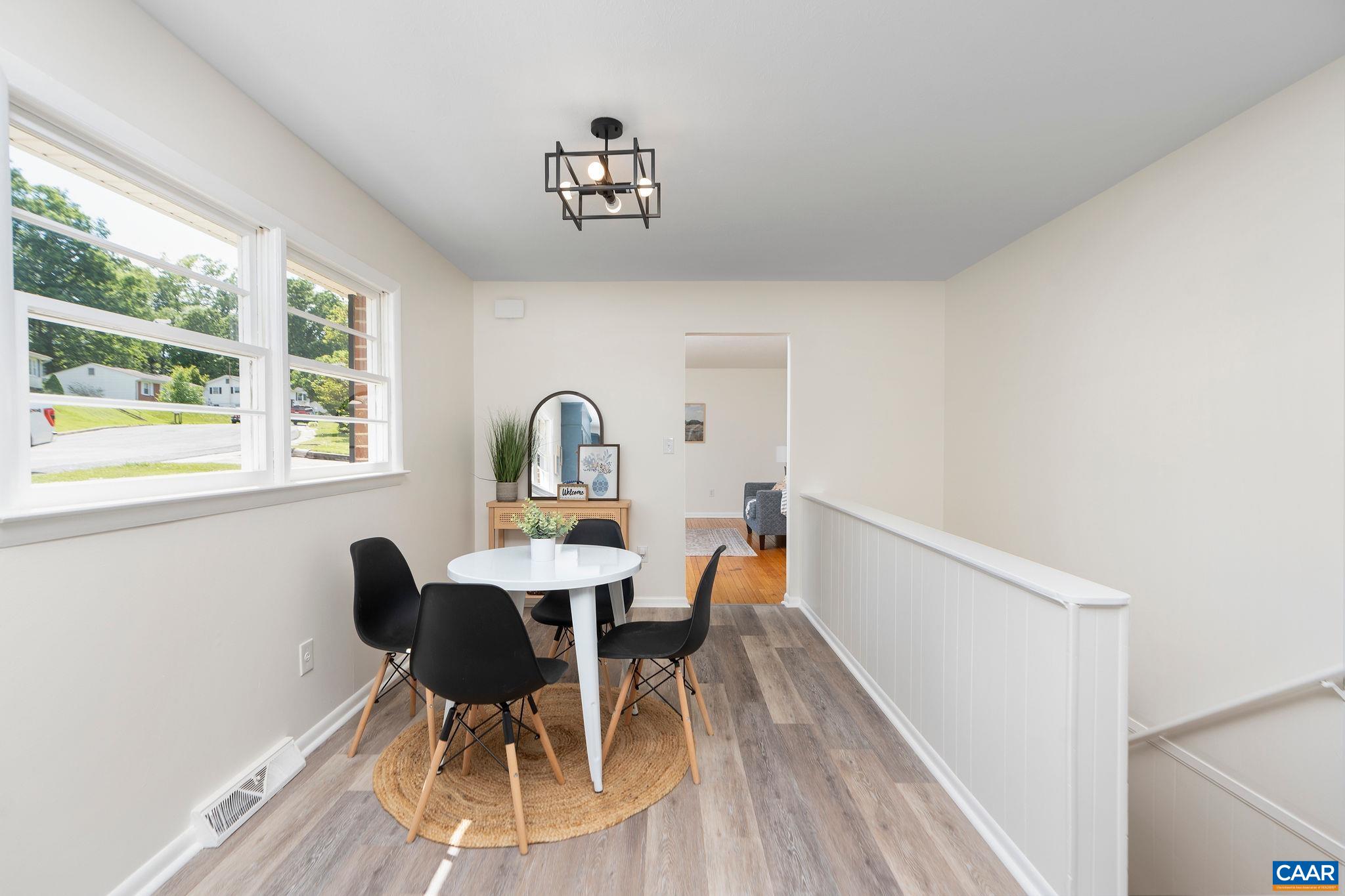 608 DAVID ST