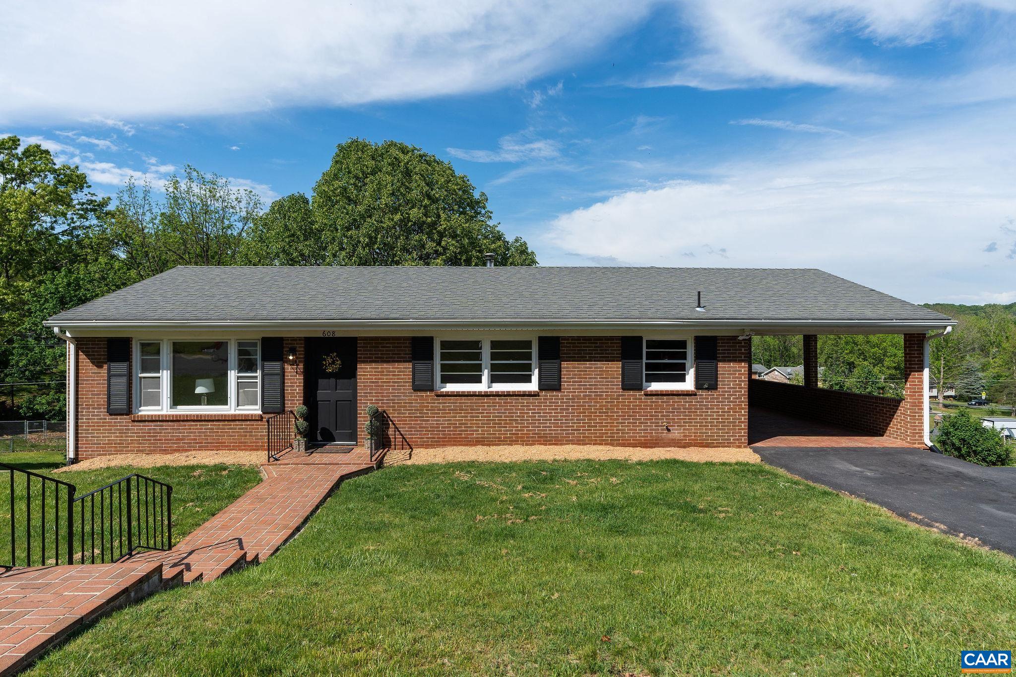 608 DAVID ST