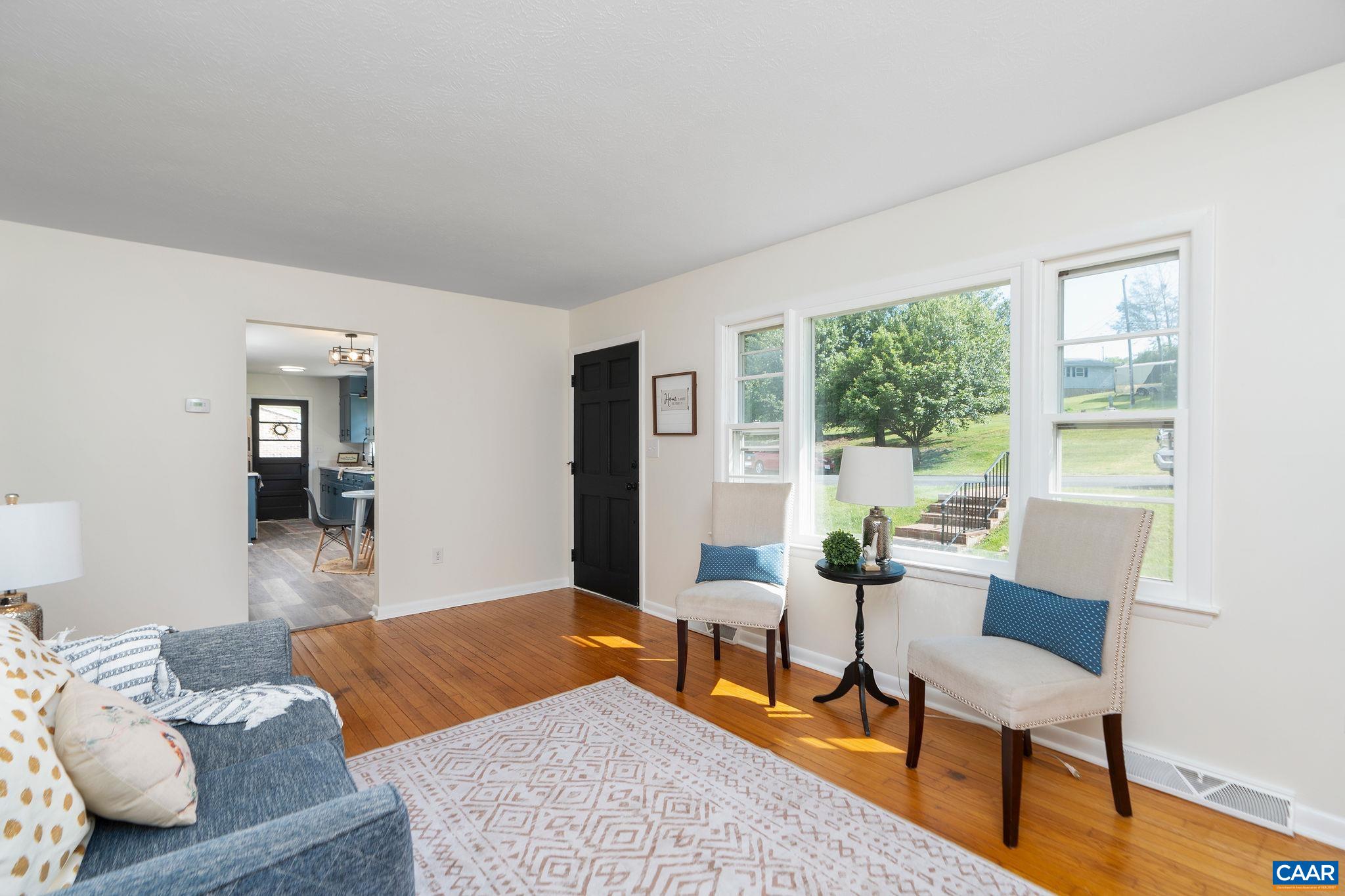 608 DAVID ST