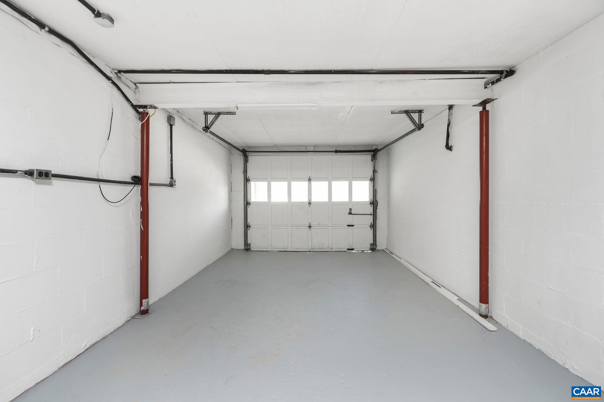 608 DAVID ST