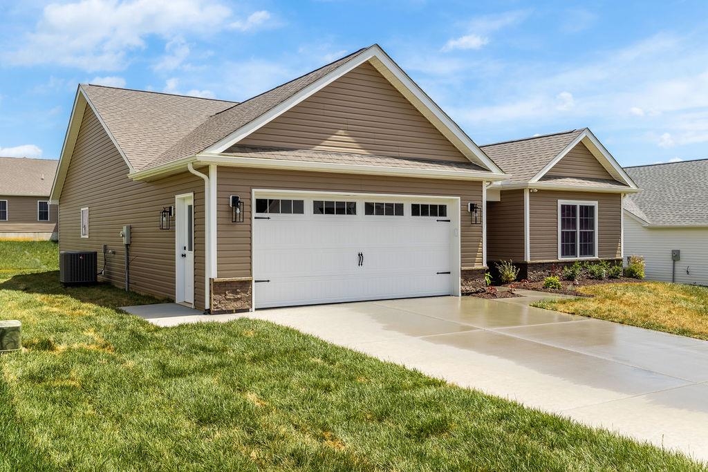 18 ALMA ANN LN