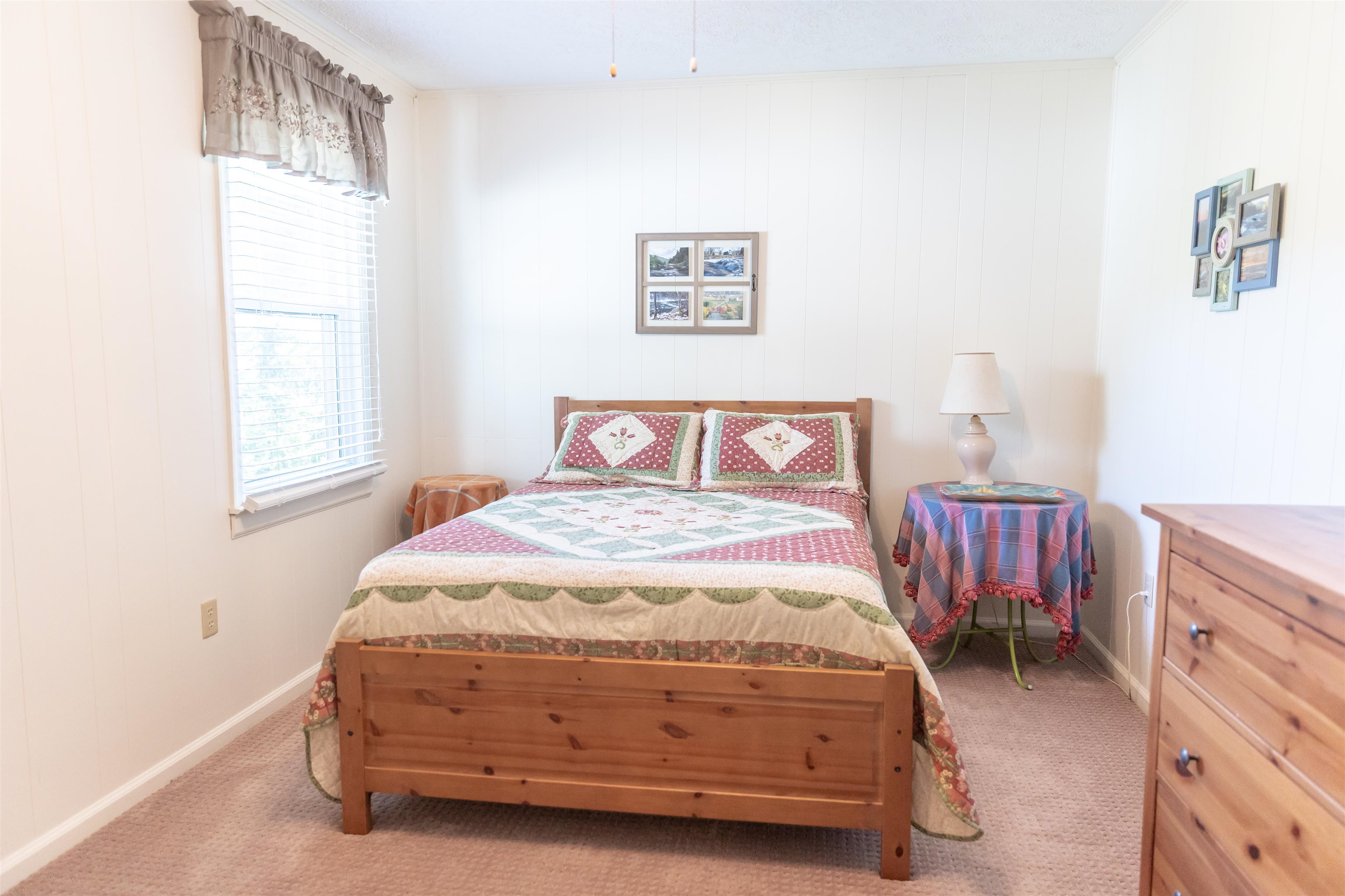 137 MCCURDY LN