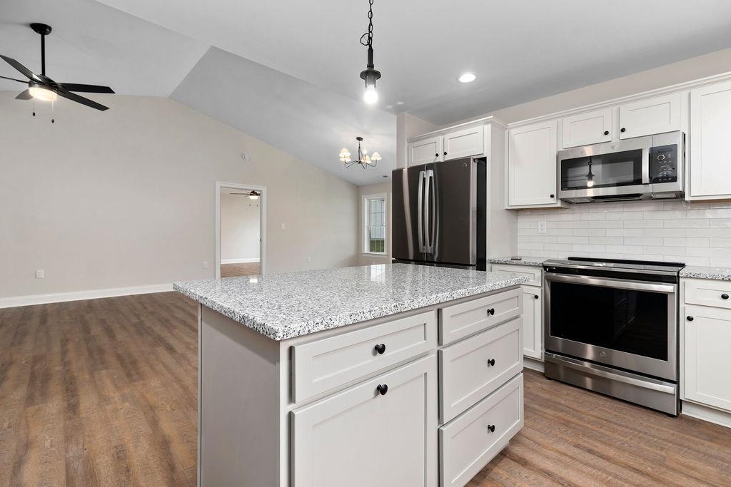 179 LANGLEY DR